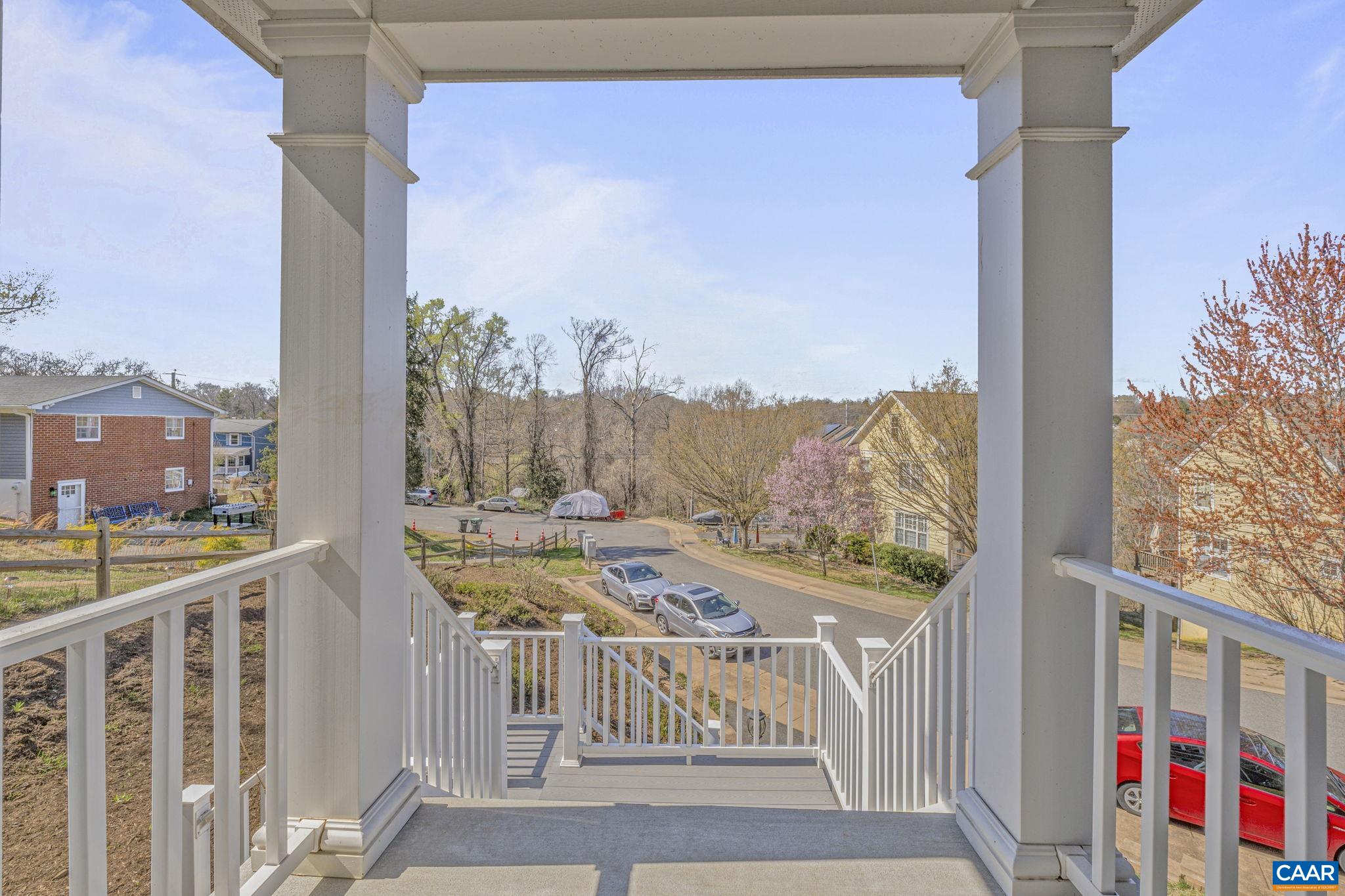 1100 SAINT CHARLES CT
