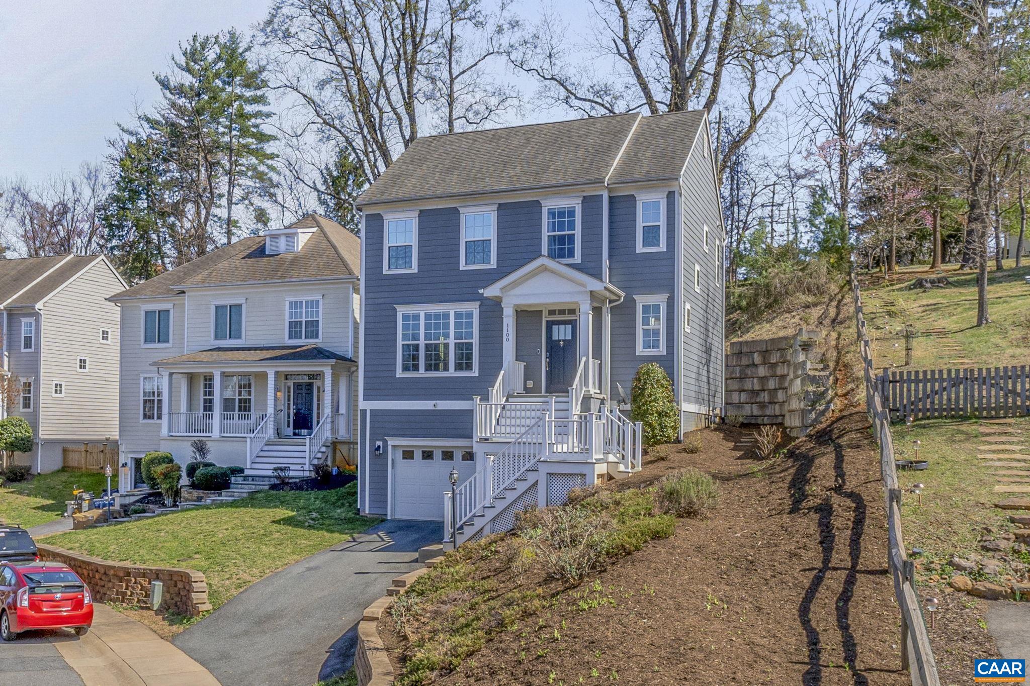 1100 SAINT CHARLES CT
