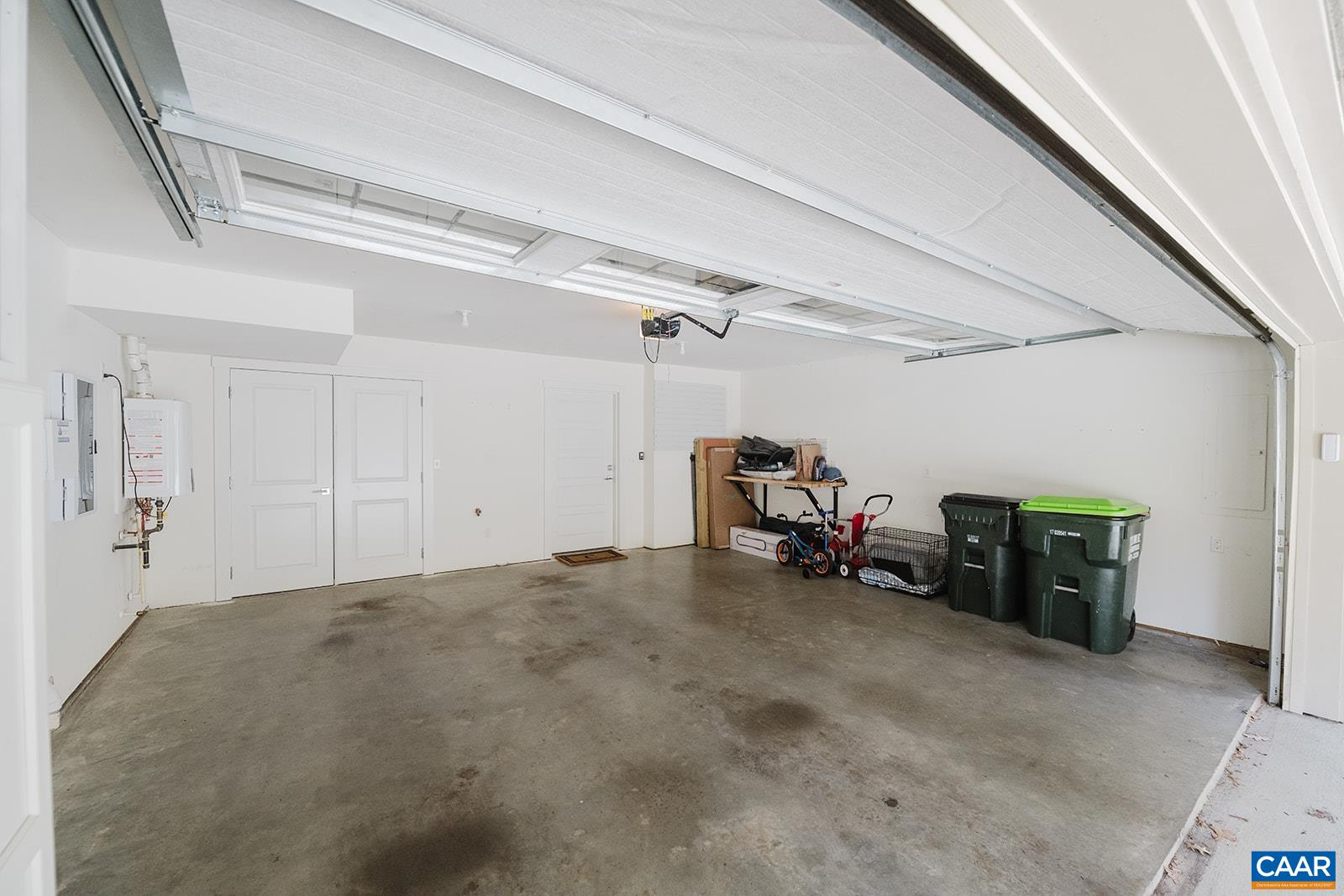 2781 TOWN MEWS LN