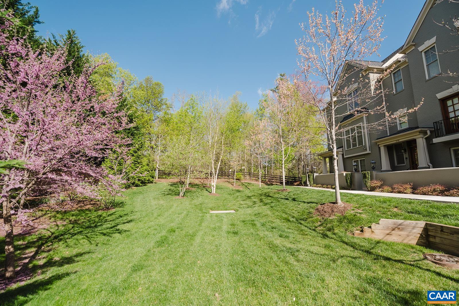 2781 TOWN MEWS LN