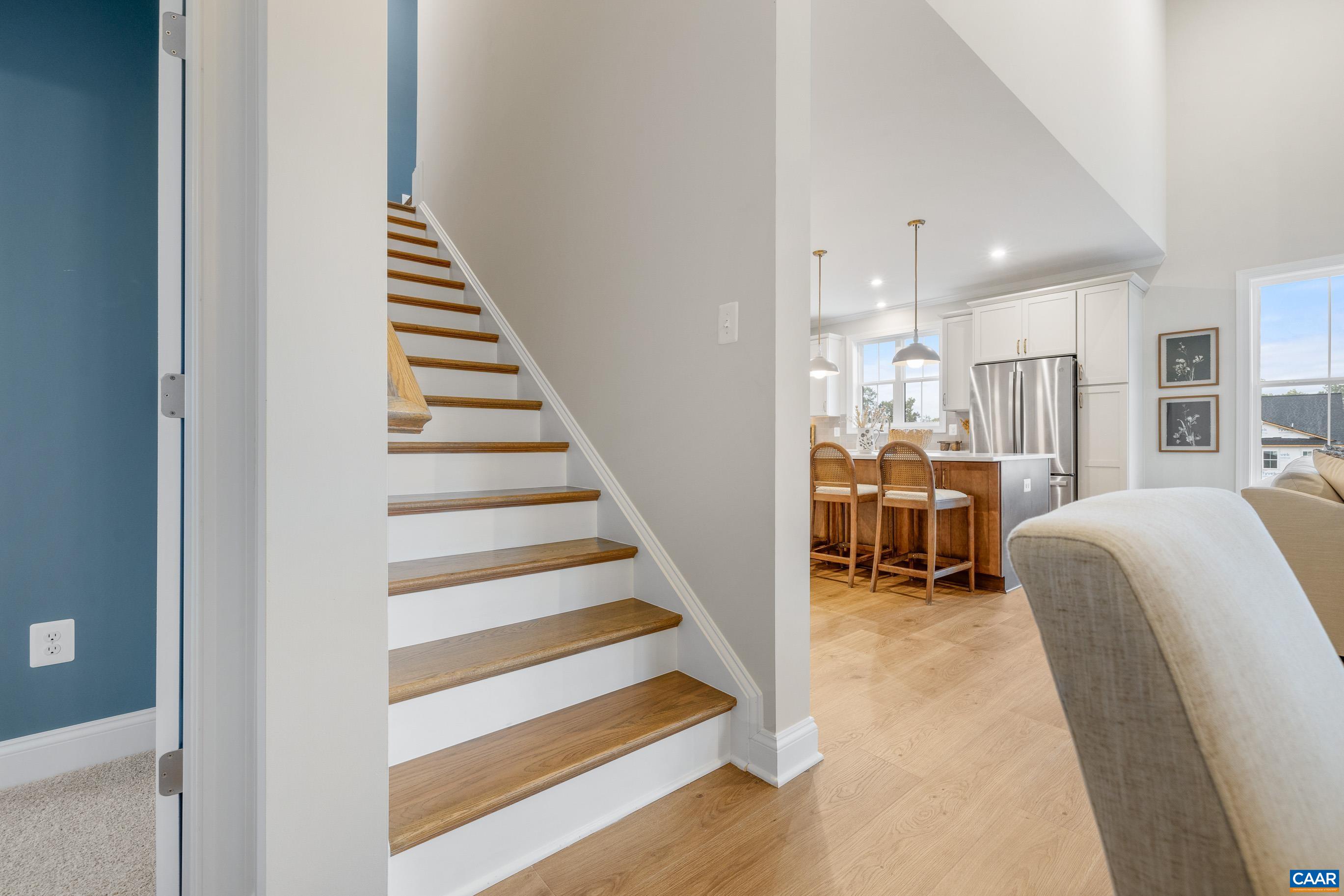38 RENEE LN