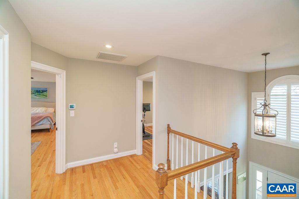 2976 COVE TRCE