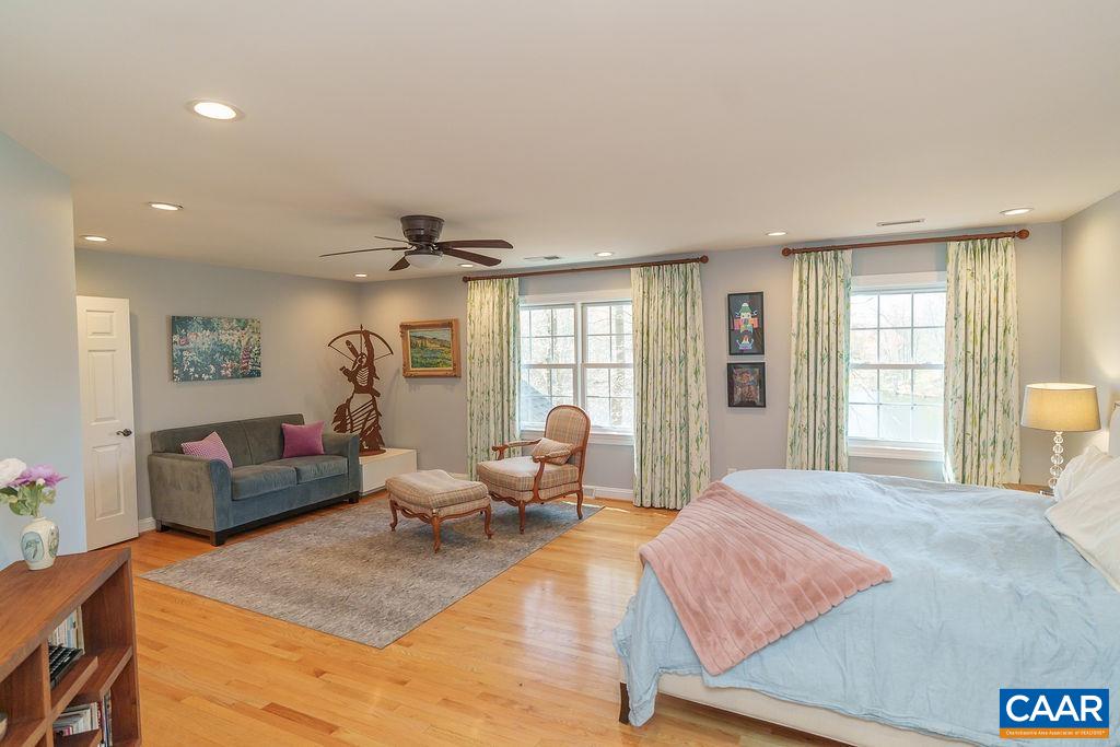 2976 COVE TRCE