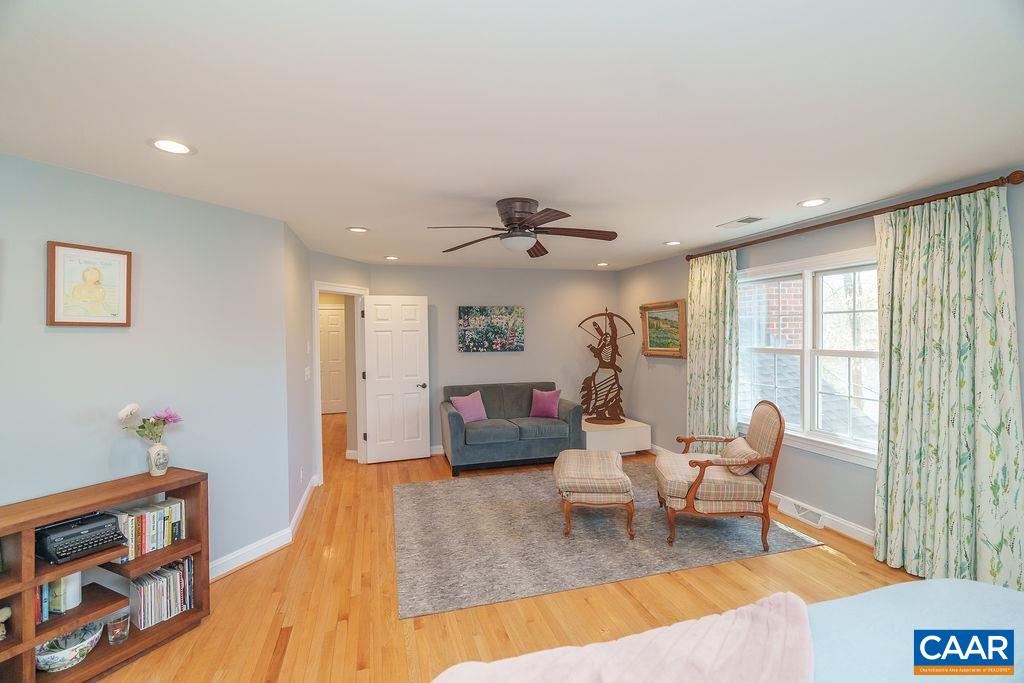 2976 COVE TRCE