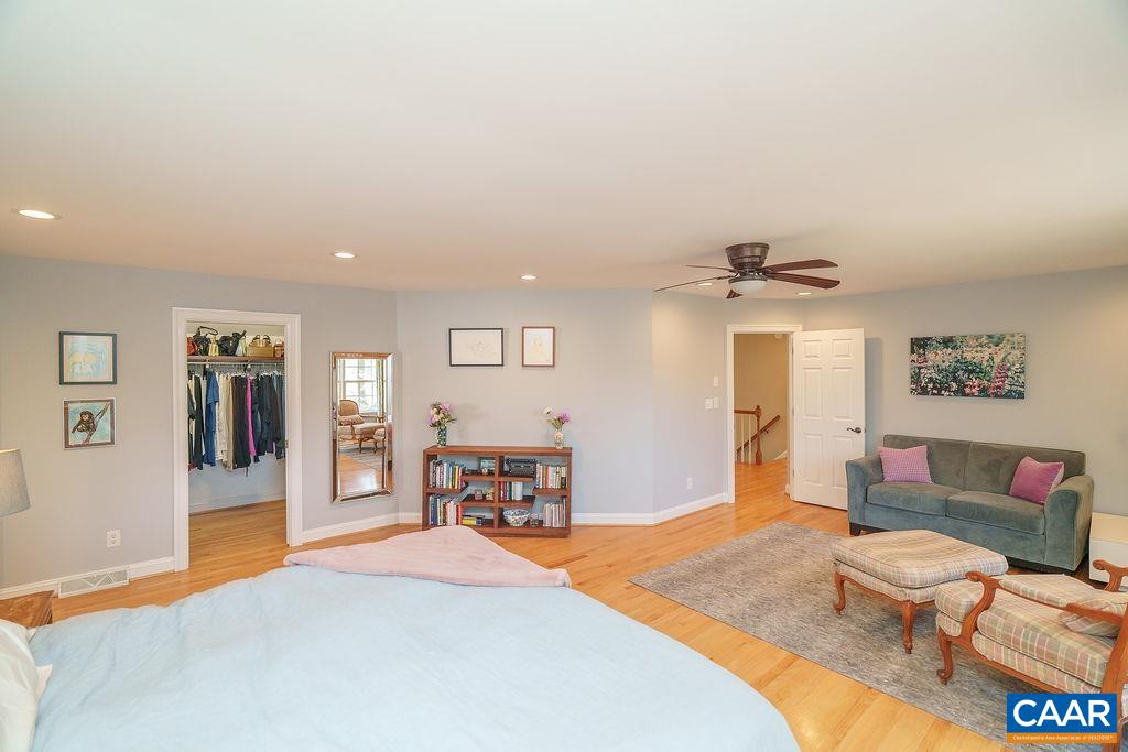 2976 COVE TRCE