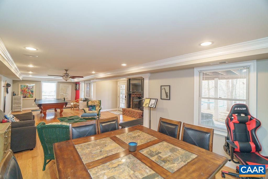 2976 COVE TRCE