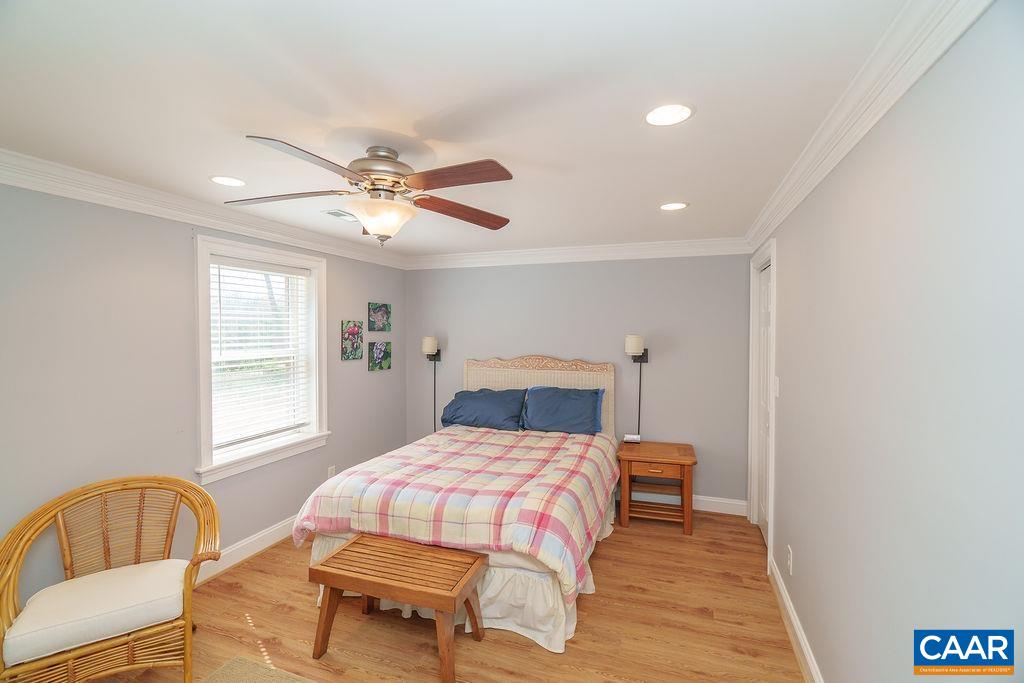 2976 COVE TRCE