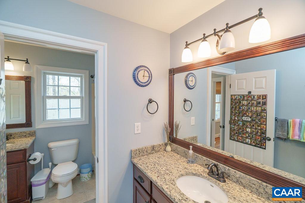 2976 COVE TRCE