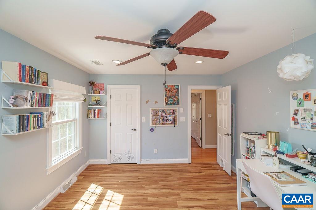2976 COVE TRCE