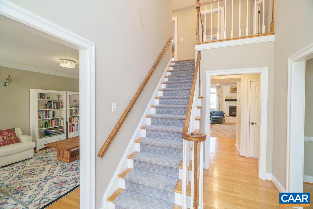 2976 COVE TRCE