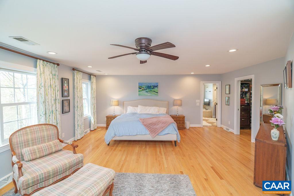2976 COVE TRCE