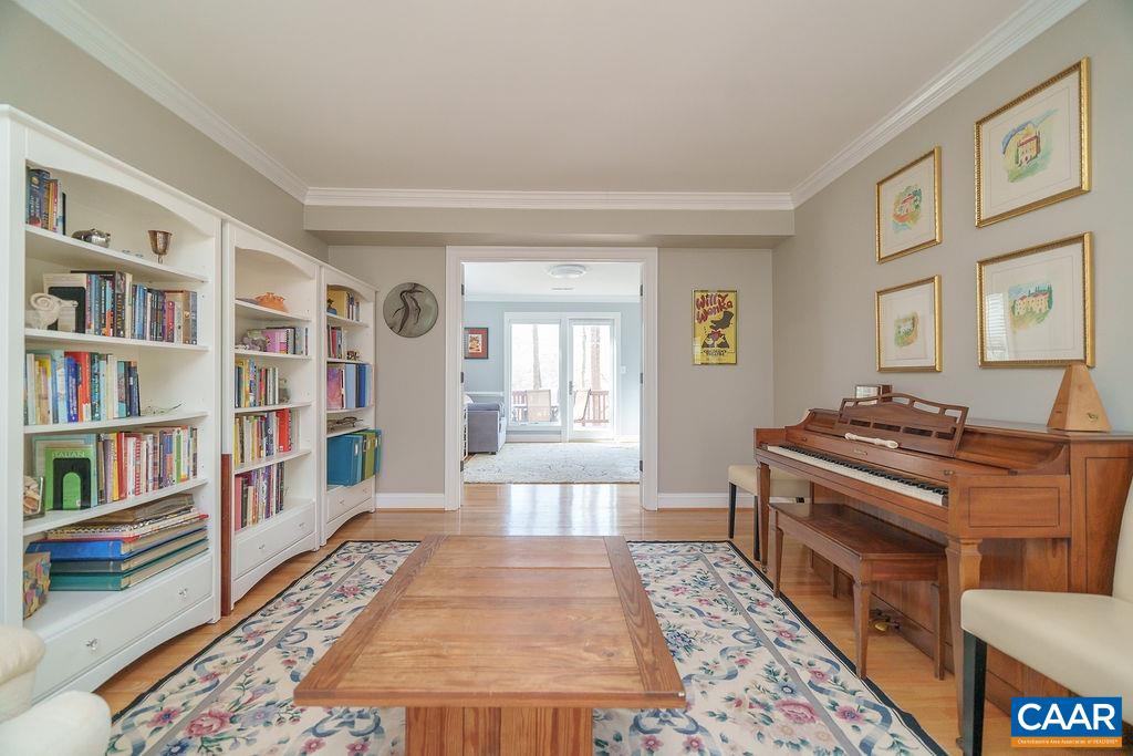 2976 COVE TRCE