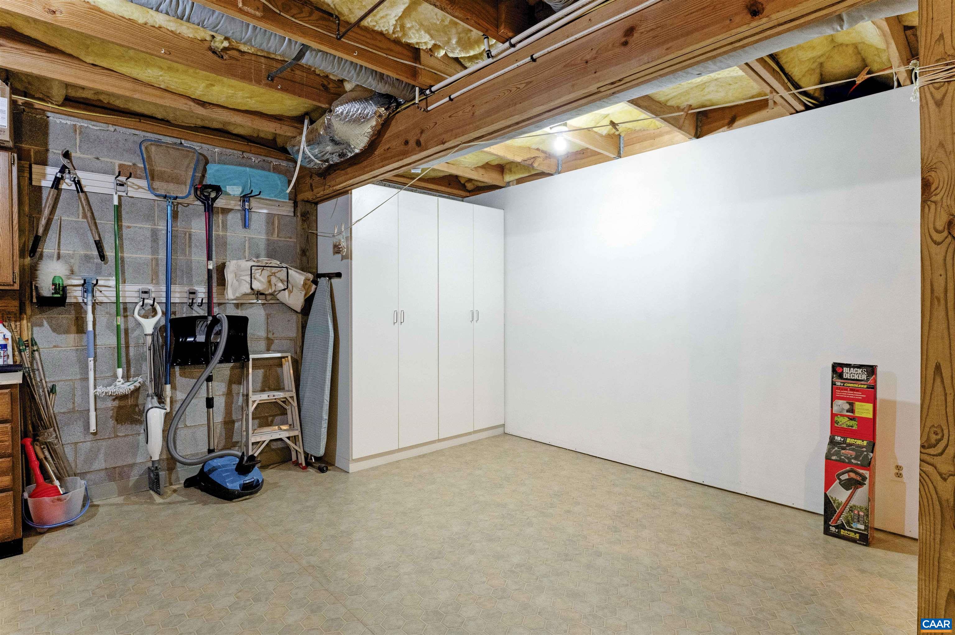 1303 BRANCHLANDS DR