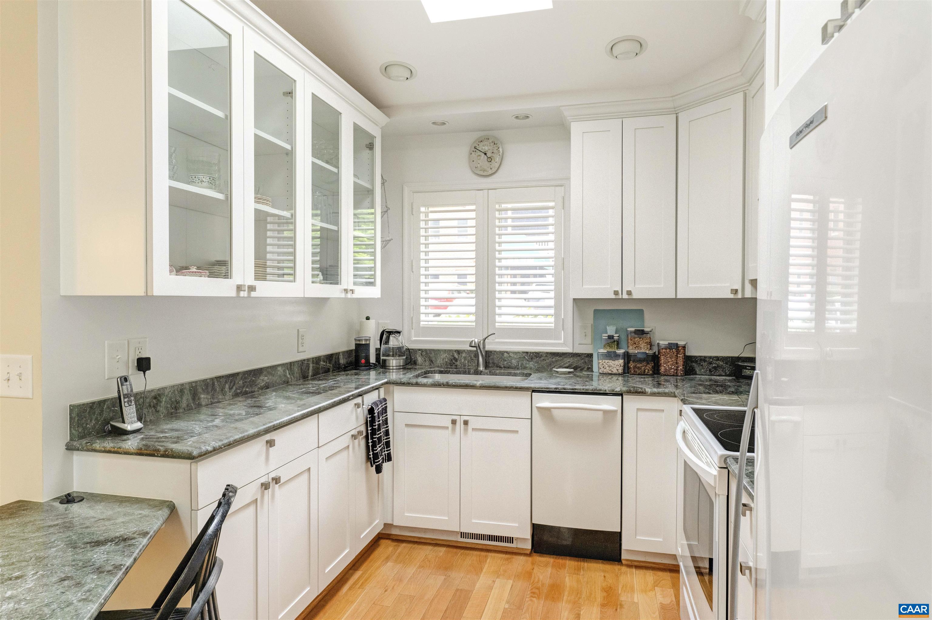 1303 BRANCHLANDS DR