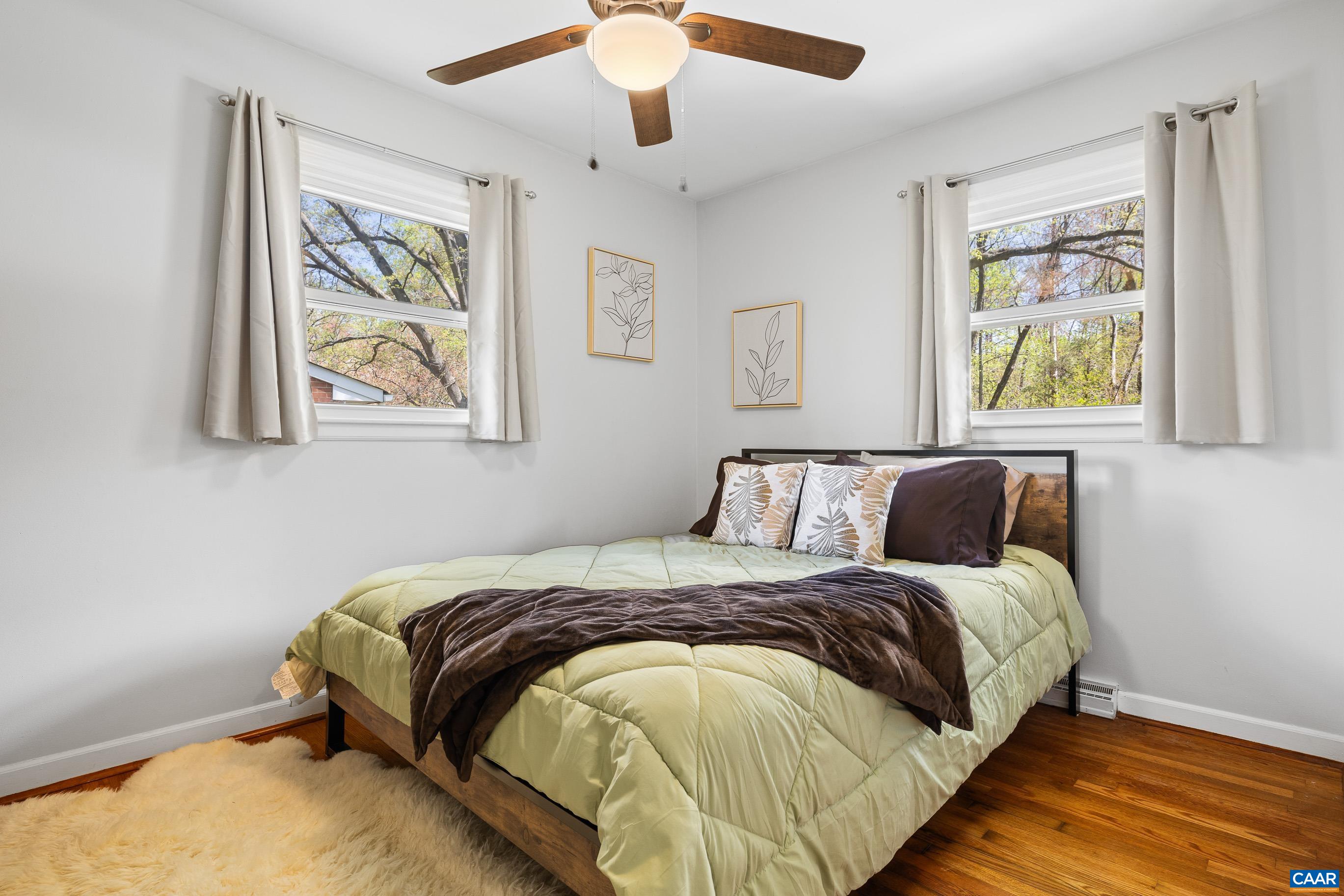2226 BANBURY ST