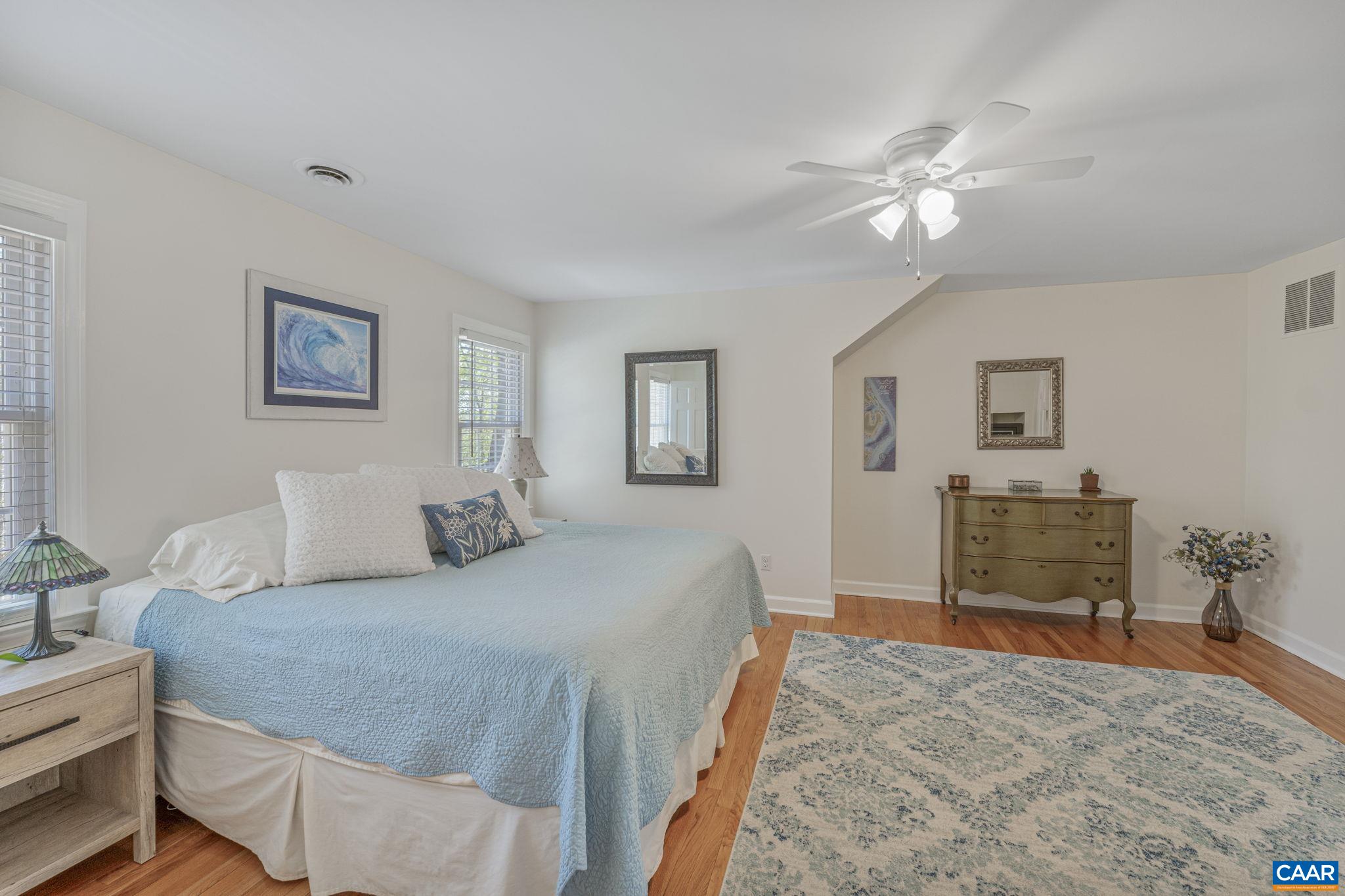 2315 WESTOVER DR