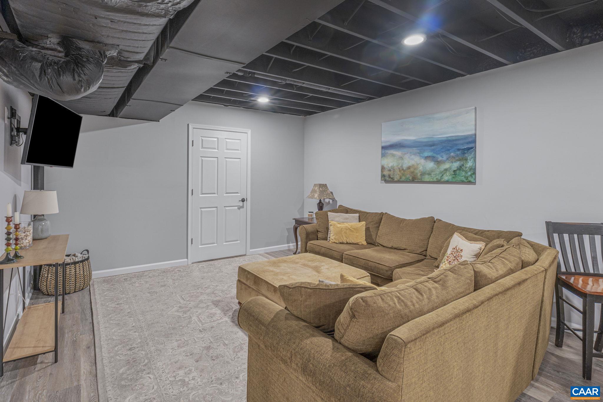 2315 WESTOVER DR