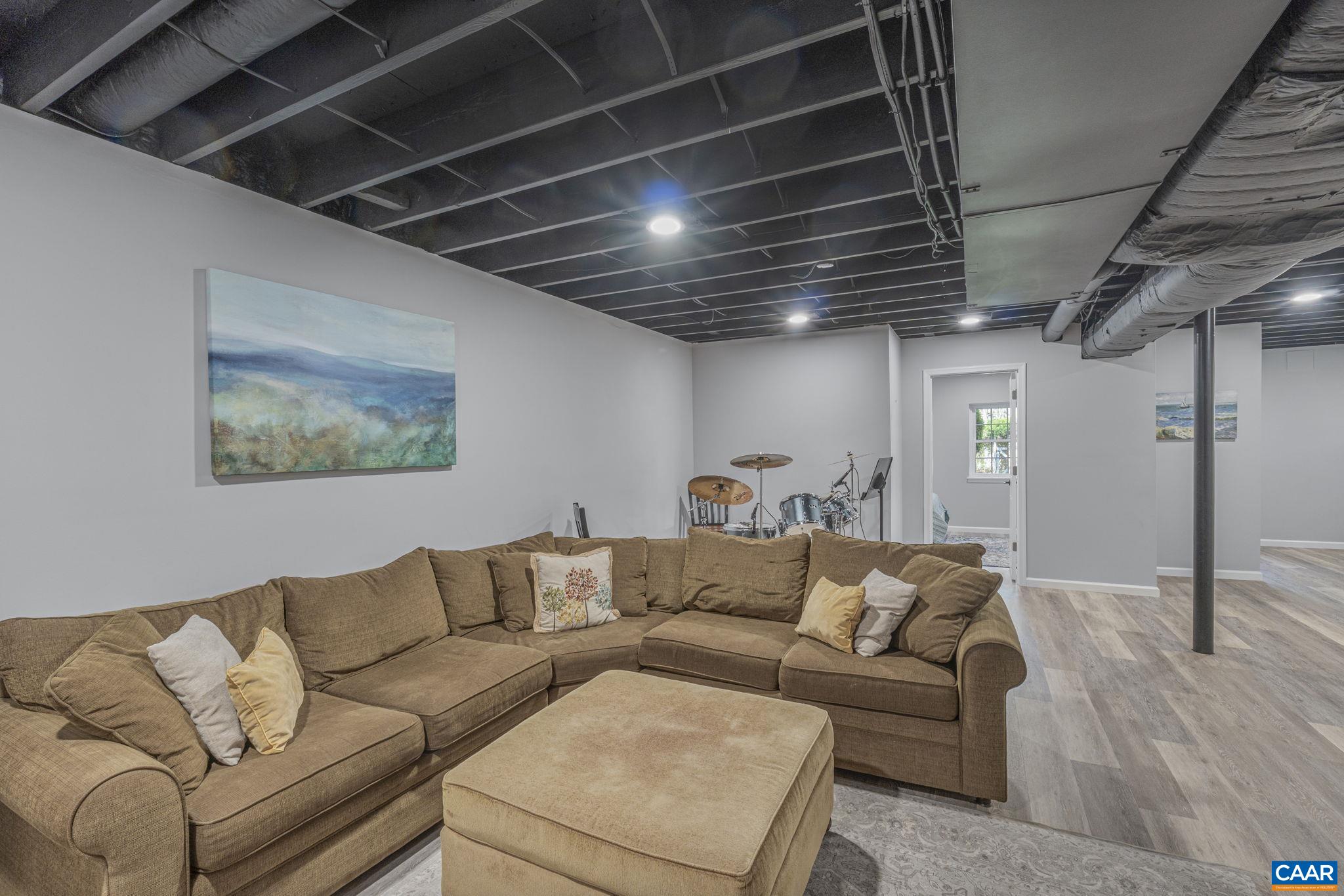 2315 WESTOVER DR