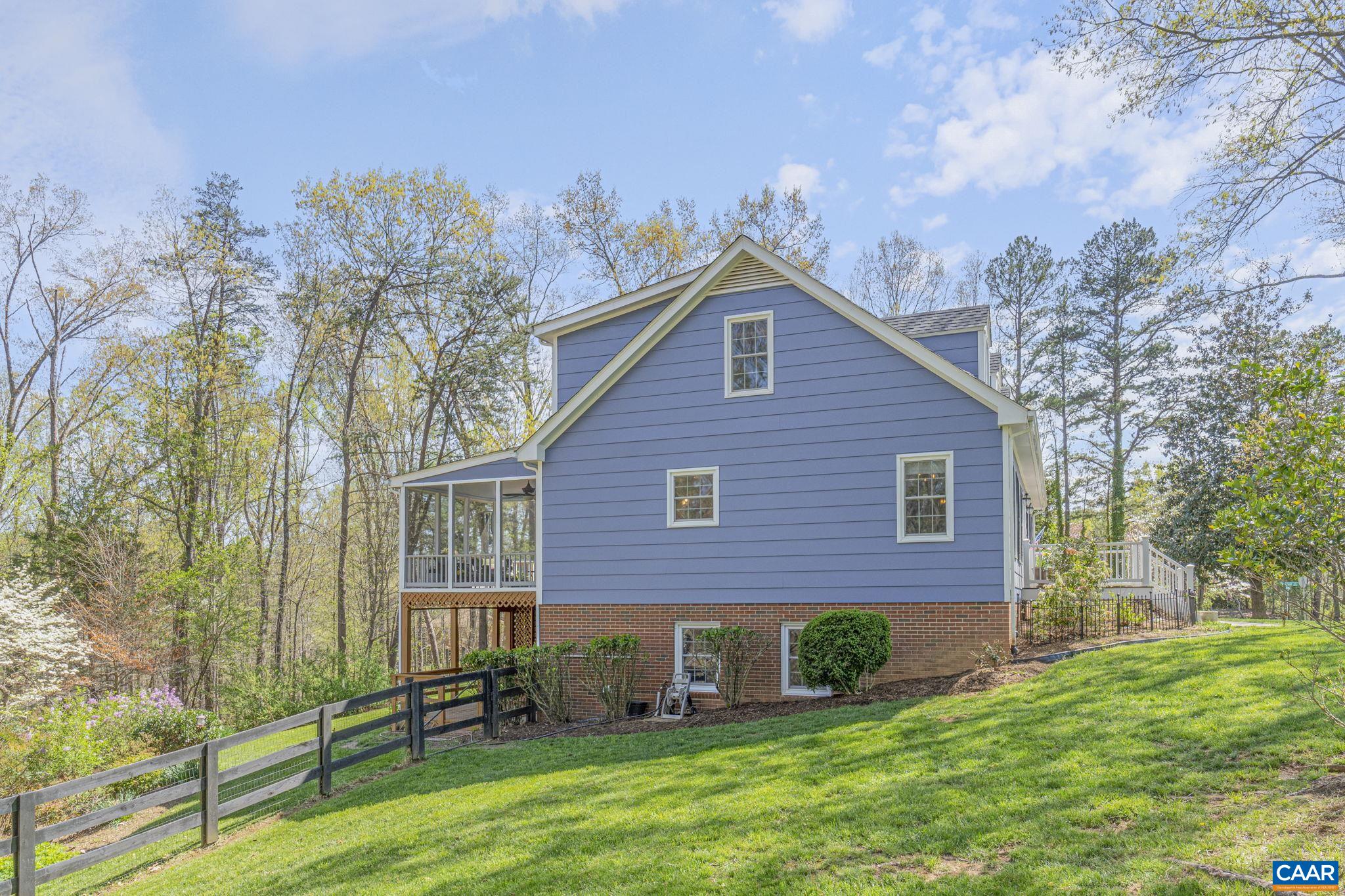 2315 WESTOVER DR