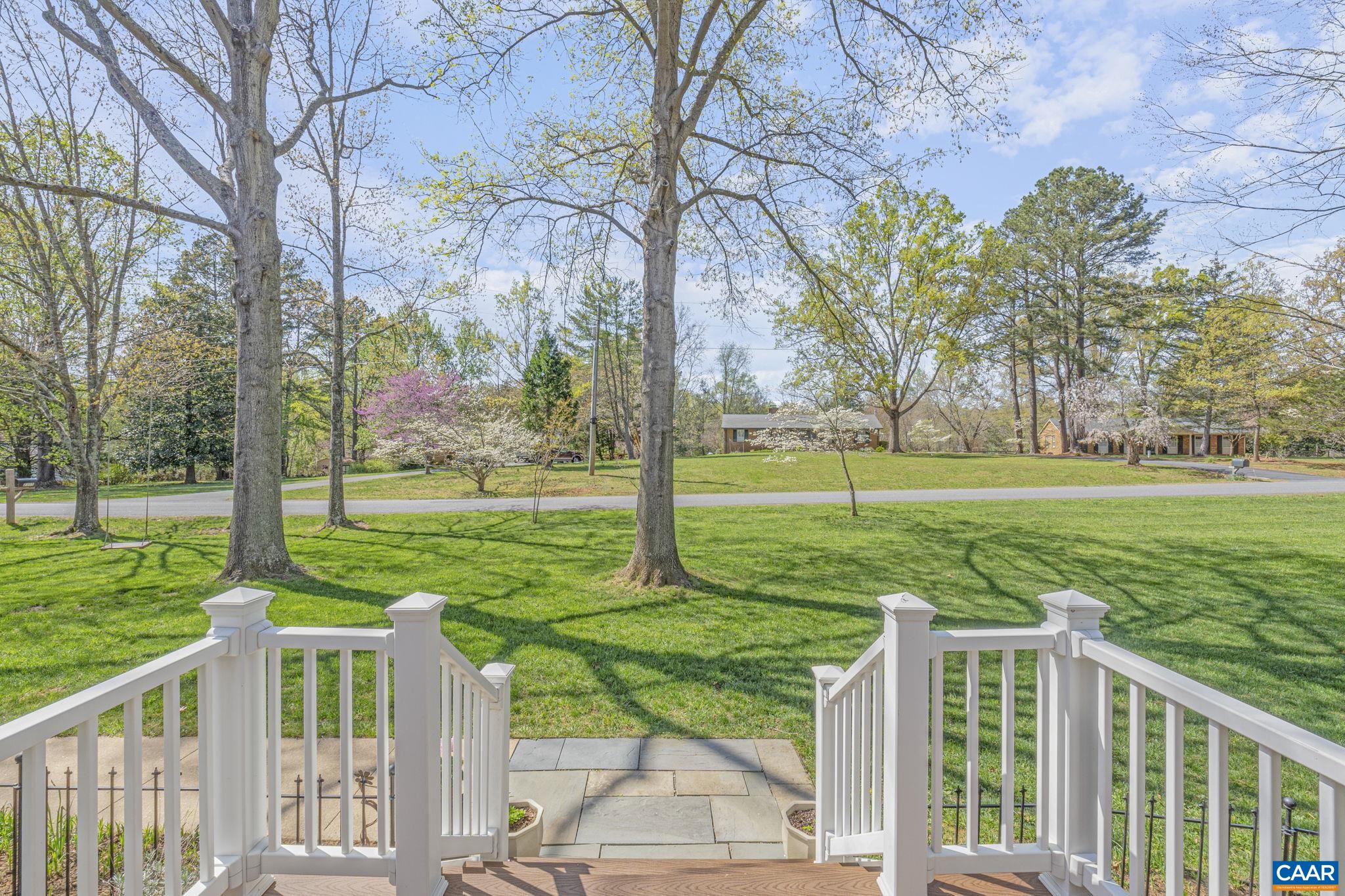 2315 WESTOVER DR