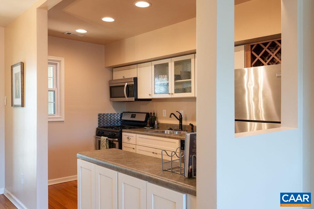 162 HESSIAN HILLS WAY Unit: 4