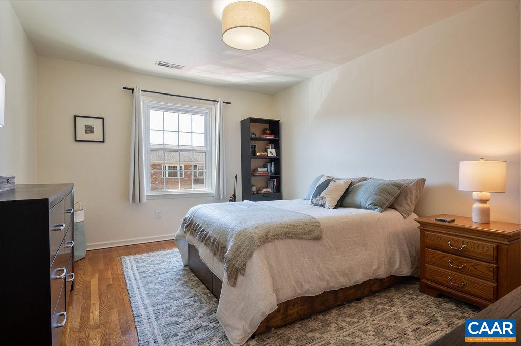 162 HESSIAN HILLS WAY Unit: 4