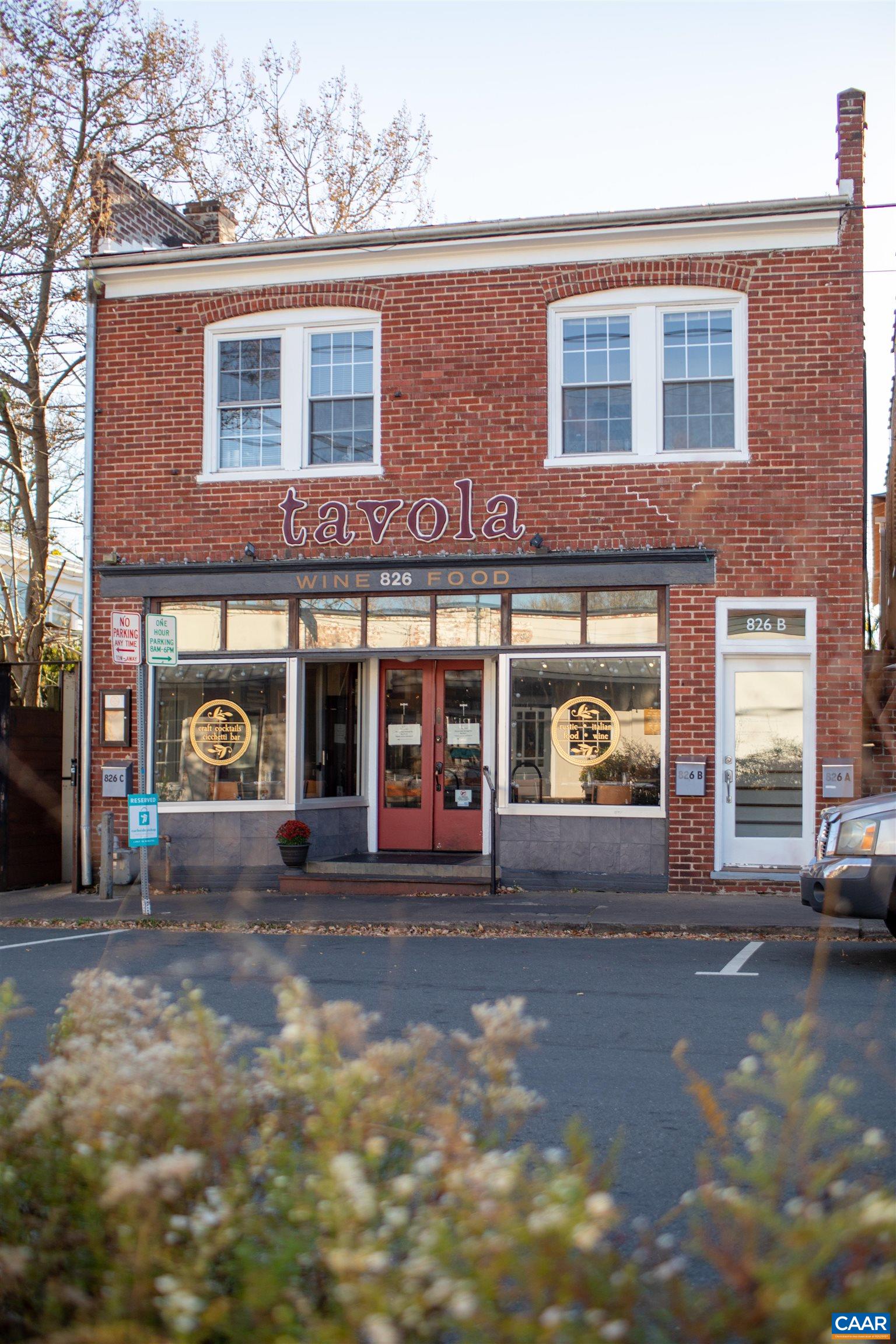 1000 DRUID AVE