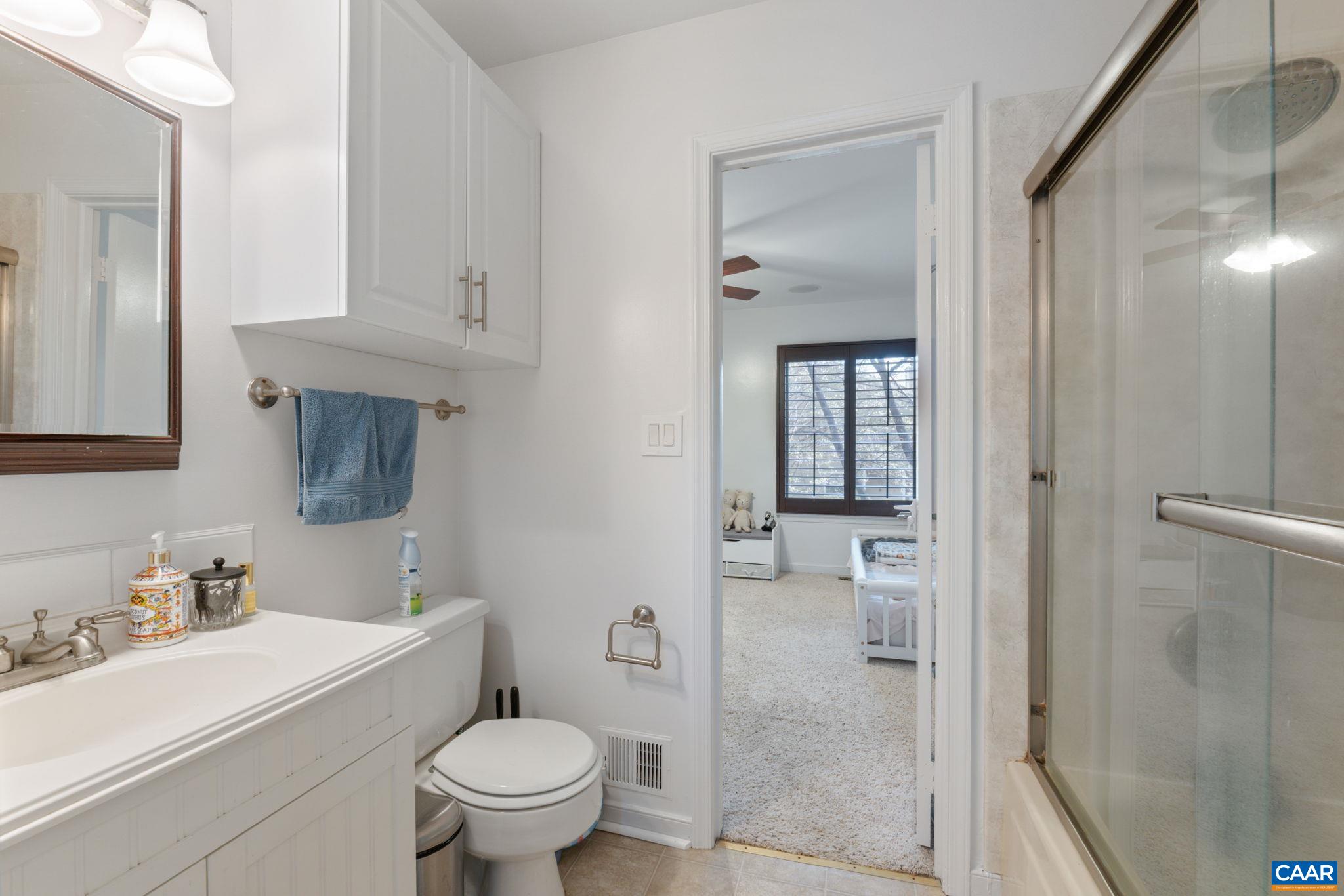 958 SUTTON CT
