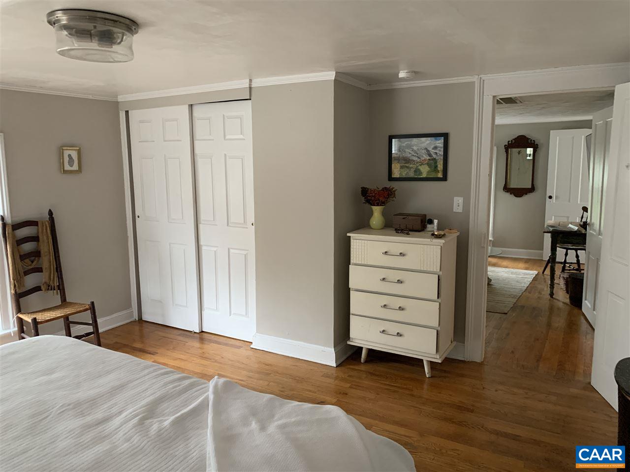 804 HINTON AVE Unit: B