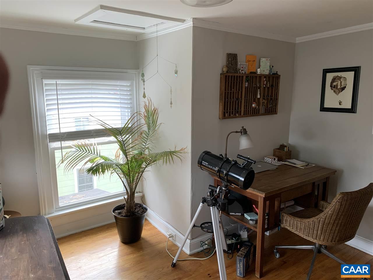 804 HINTON AVE Unit: B