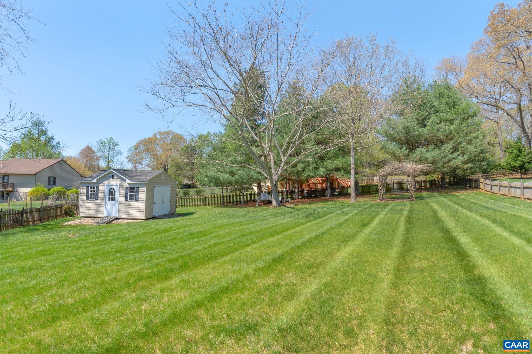 55 LAKE DR