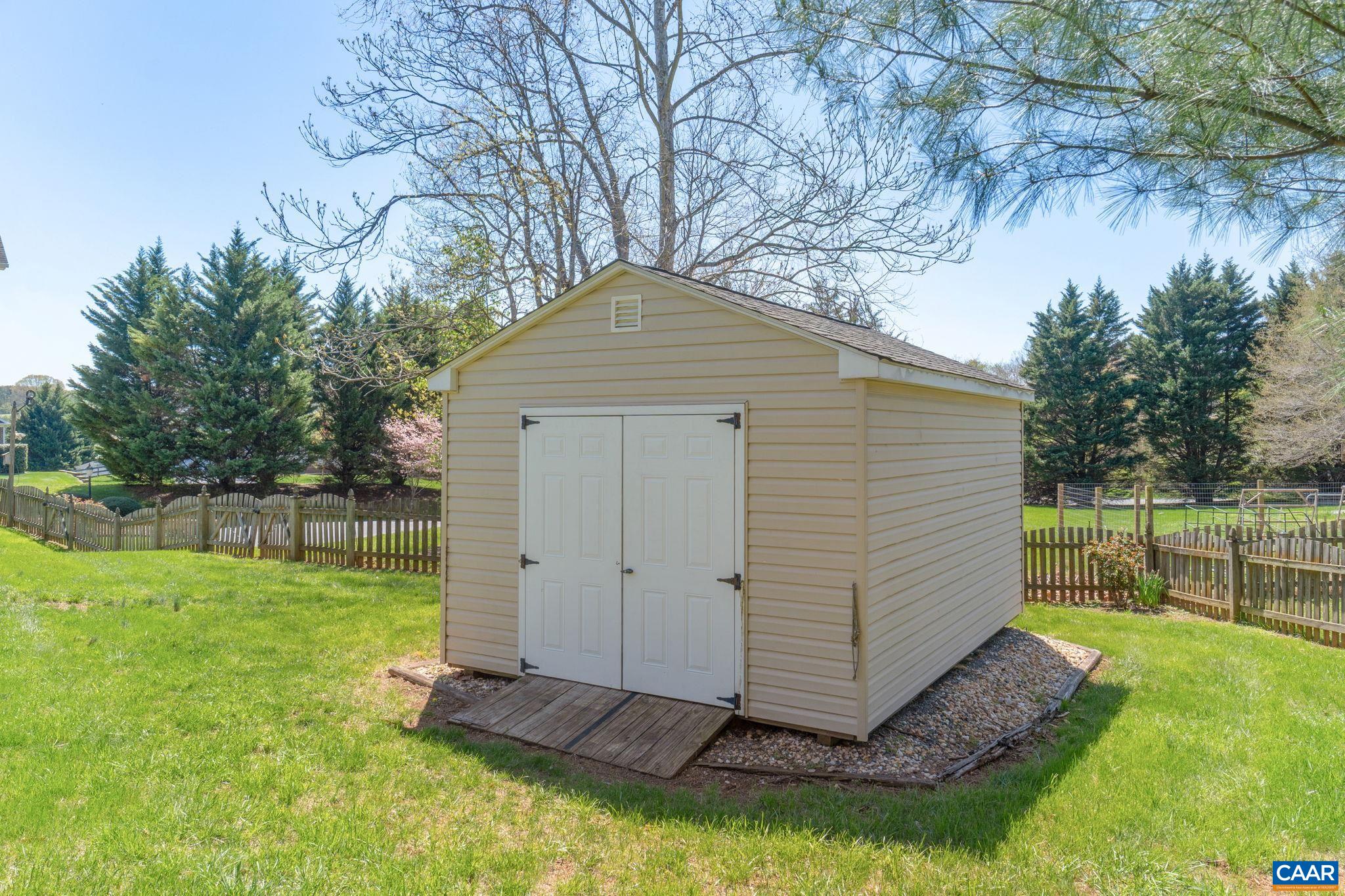 55 LAKE DR