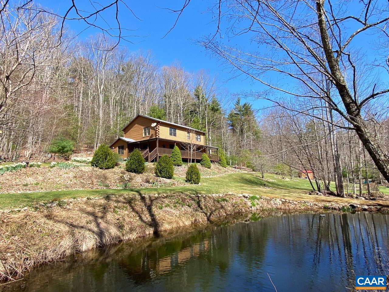 961 FORK MOUNTAIN LN