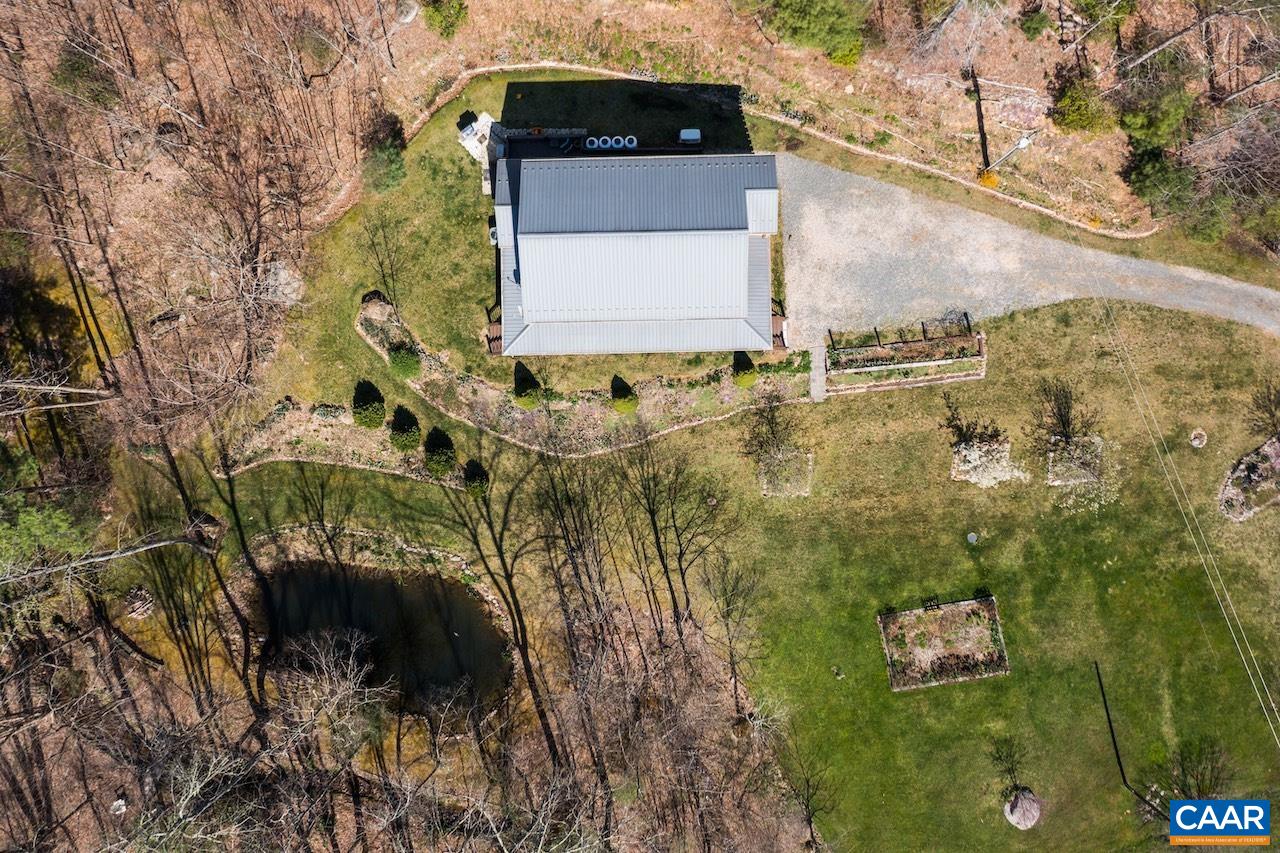 961 FORK MOUNTAIN LN