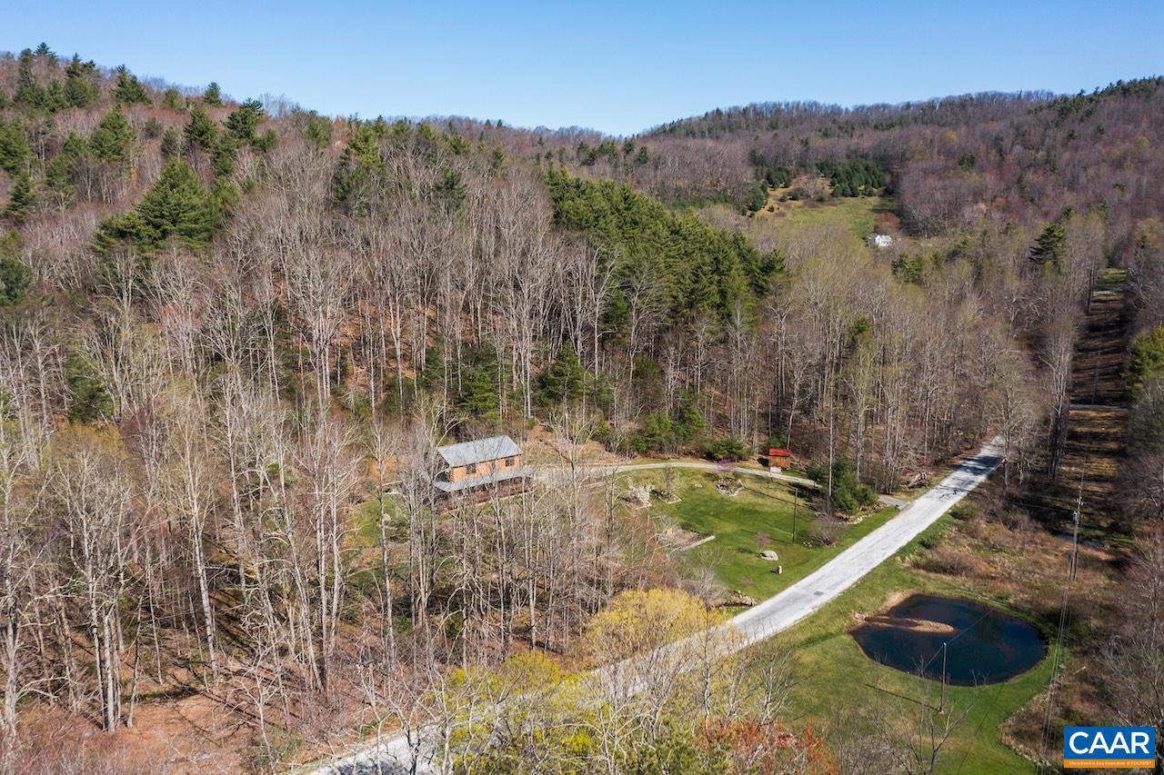 961 FORK MOUNTAIN LN