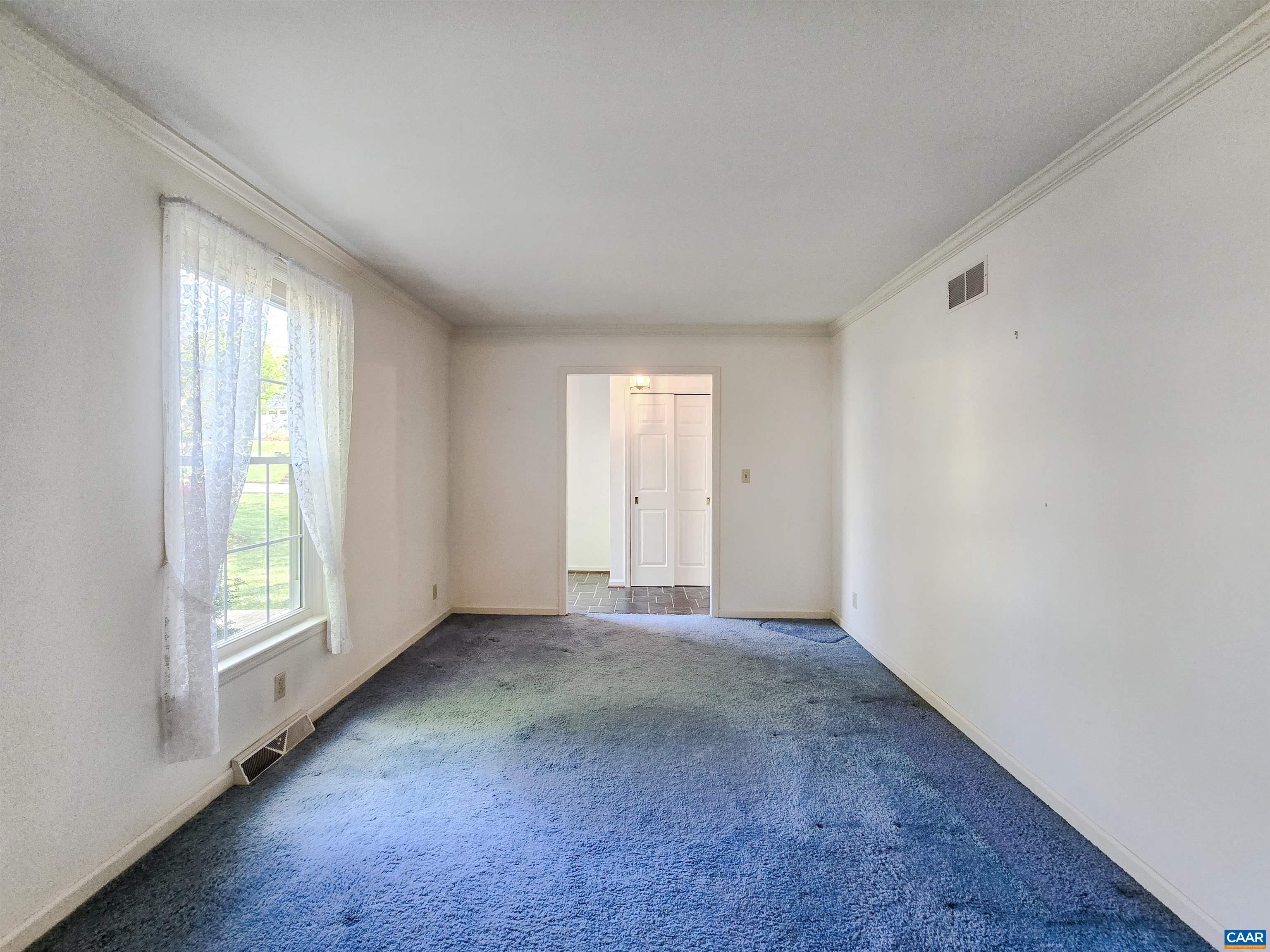 1129 VEGAS CT