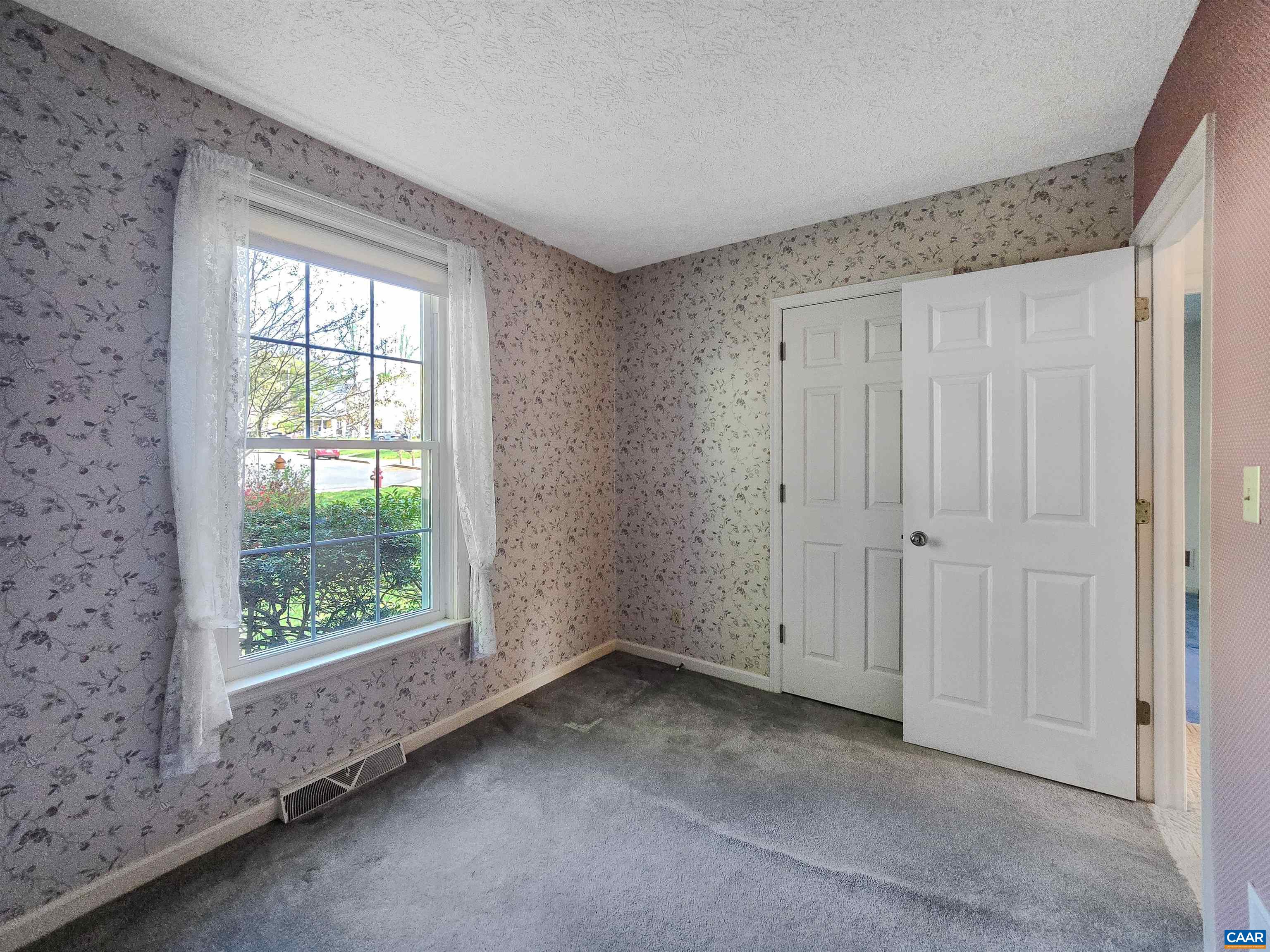 1129 VEGAS CT