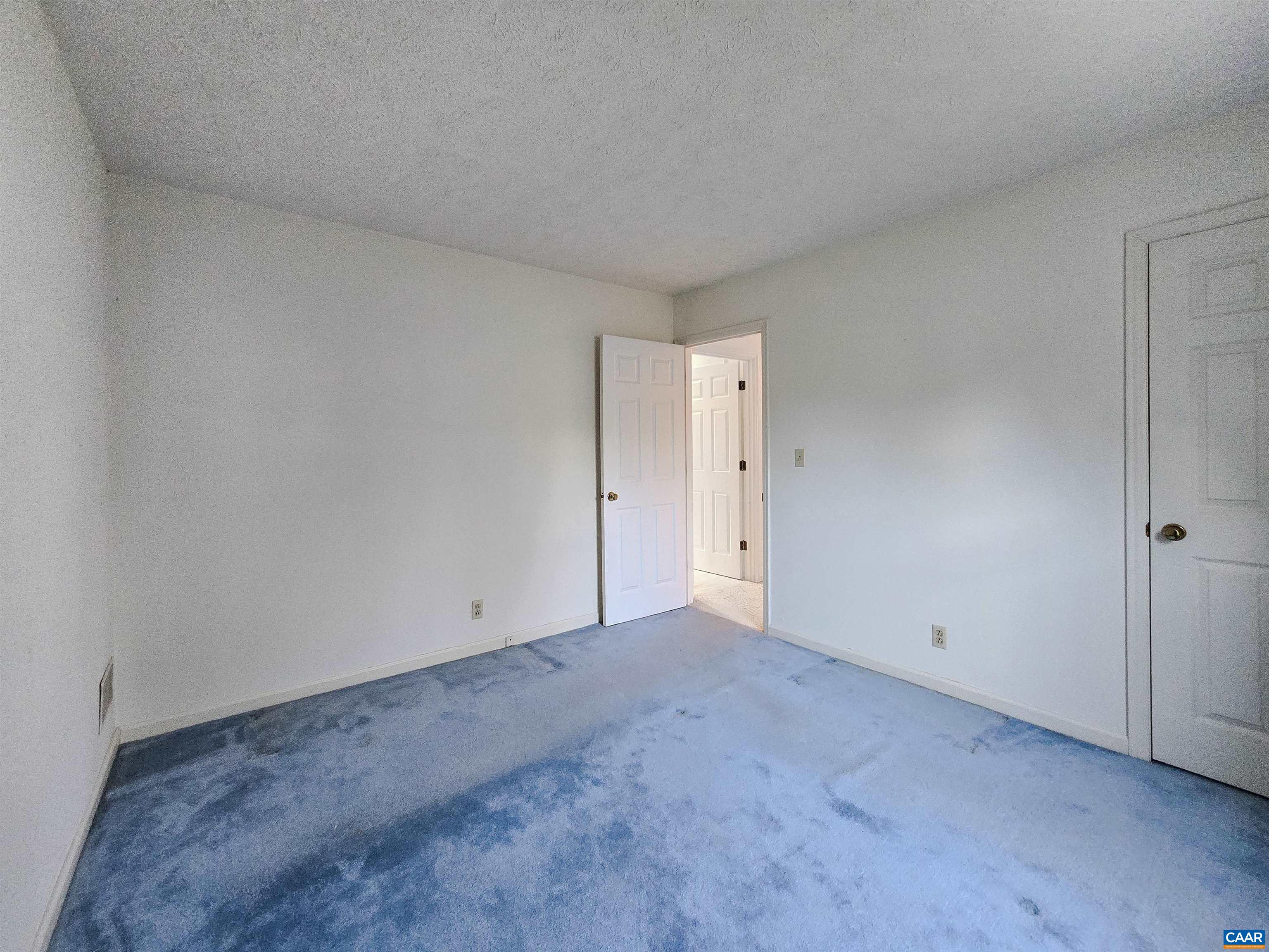 1129 VEGAS CT