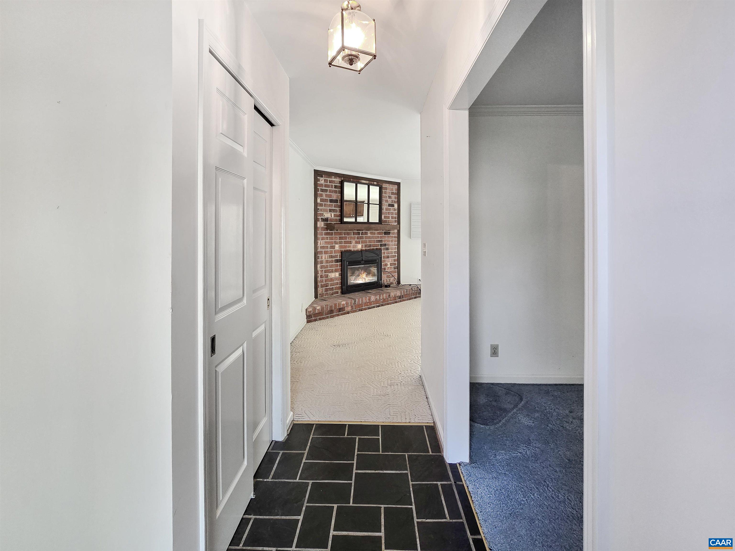 1129 VEGAS CT