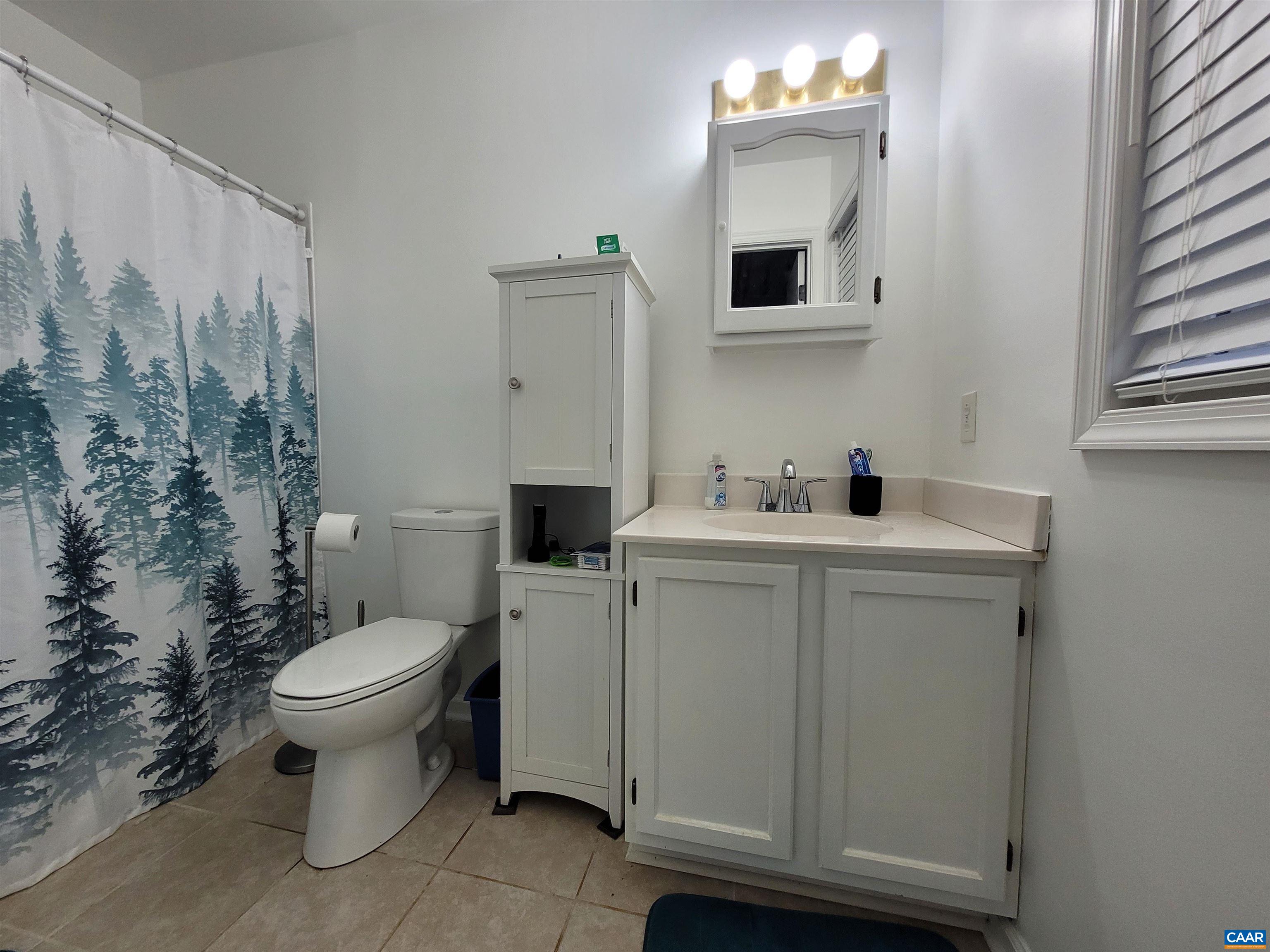 40 MARIGOLD RD