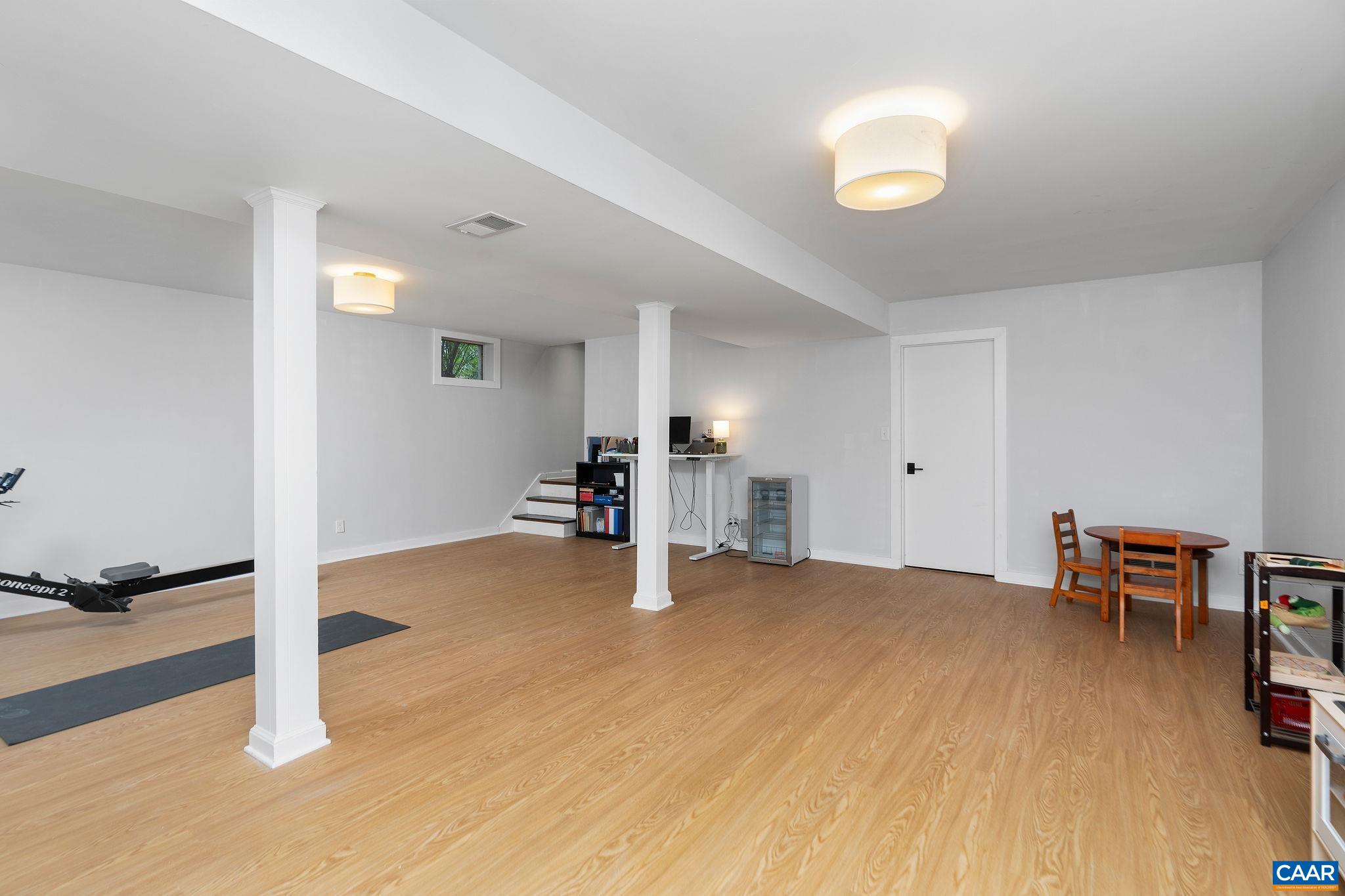 113 DENICE LN