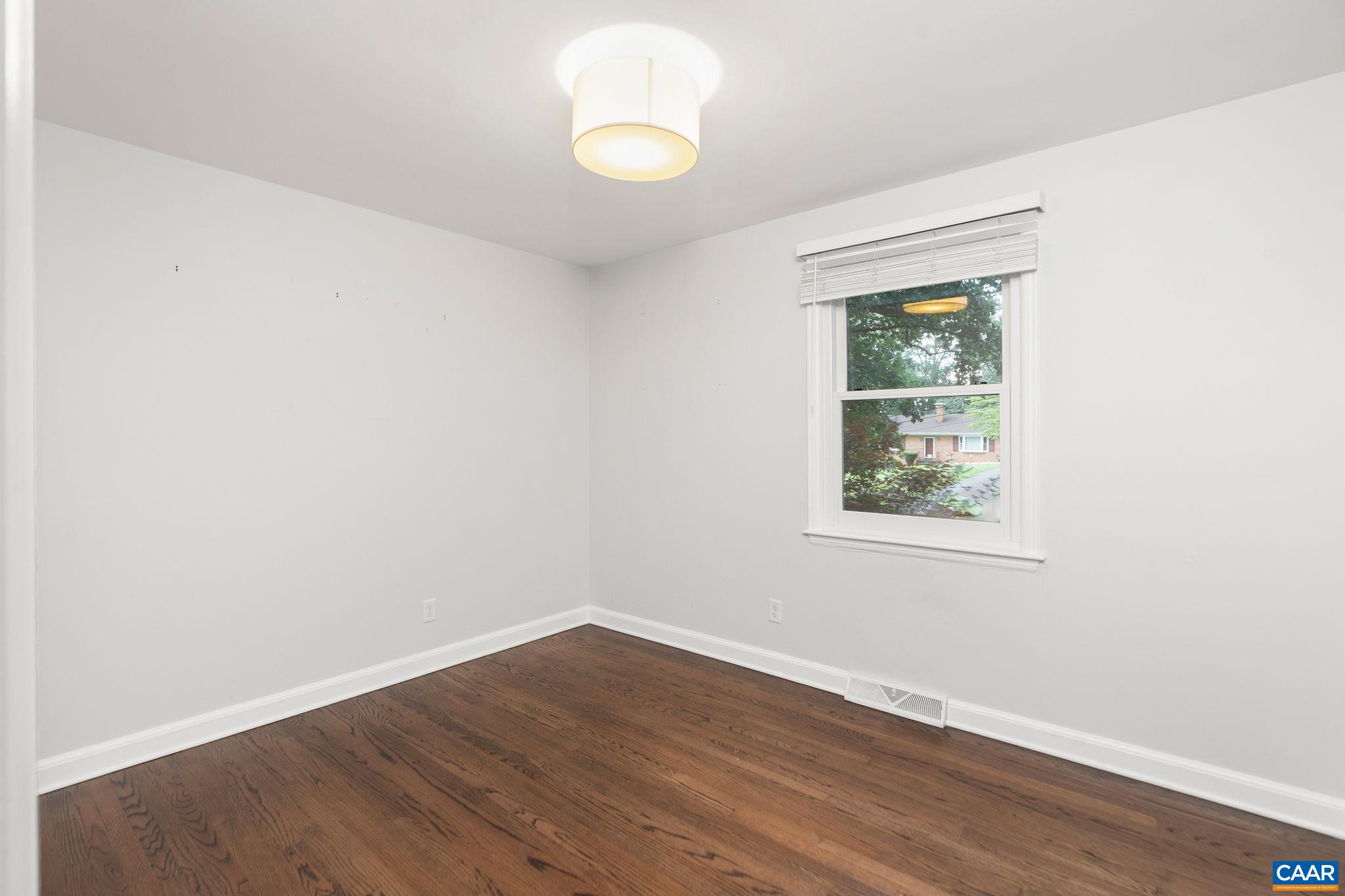 113 DENICE LN