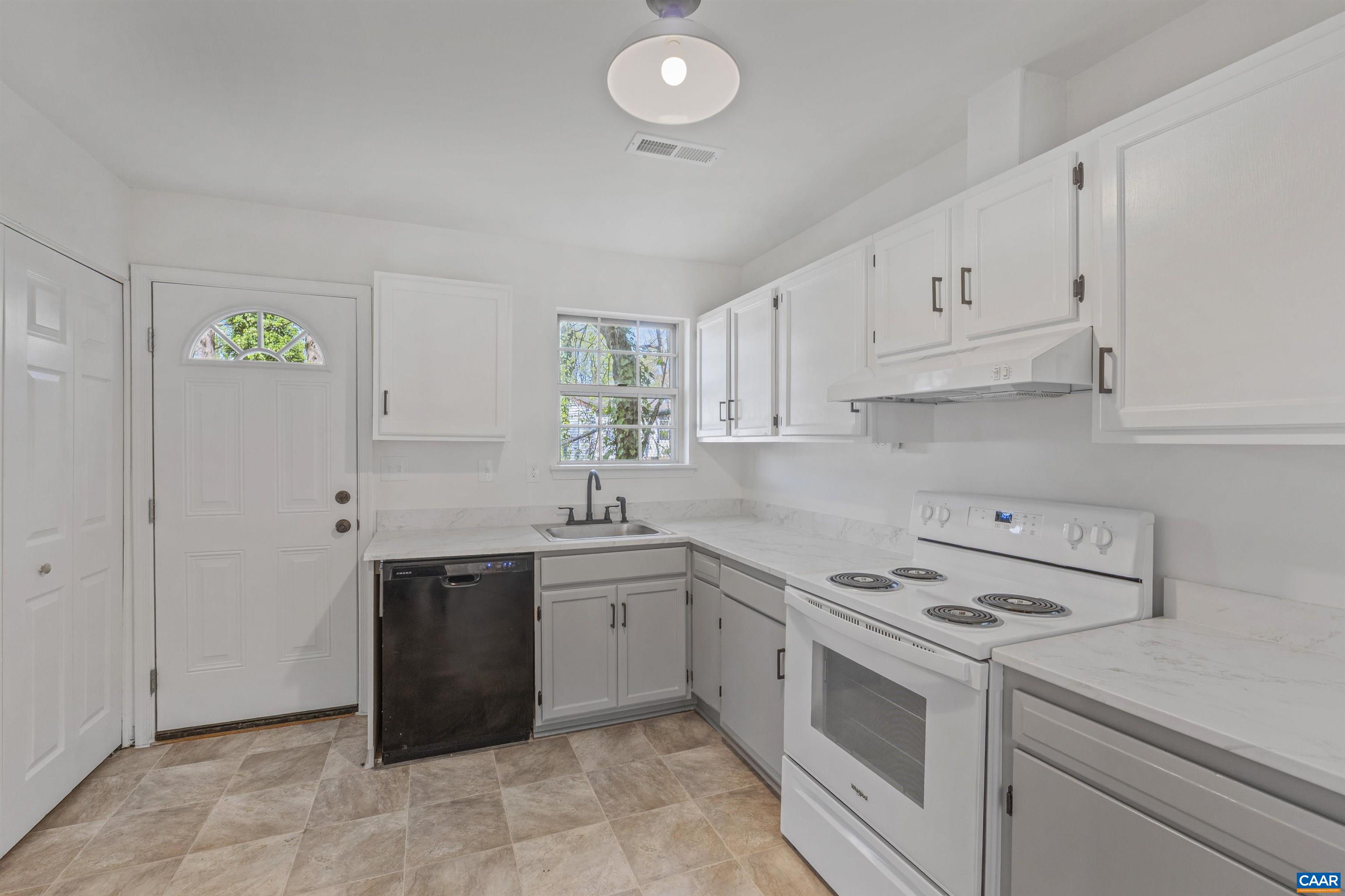 715 PROSPECT AVE