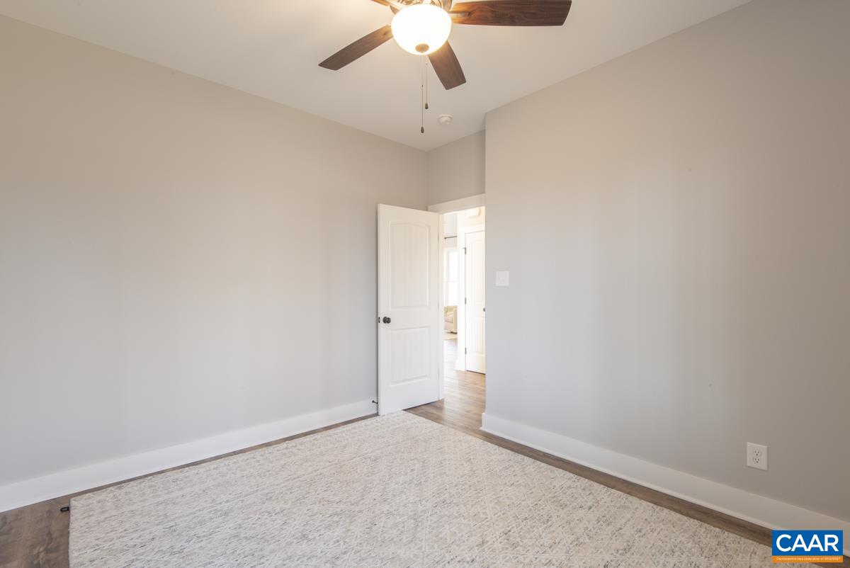 52 FOREST RIDGE LN