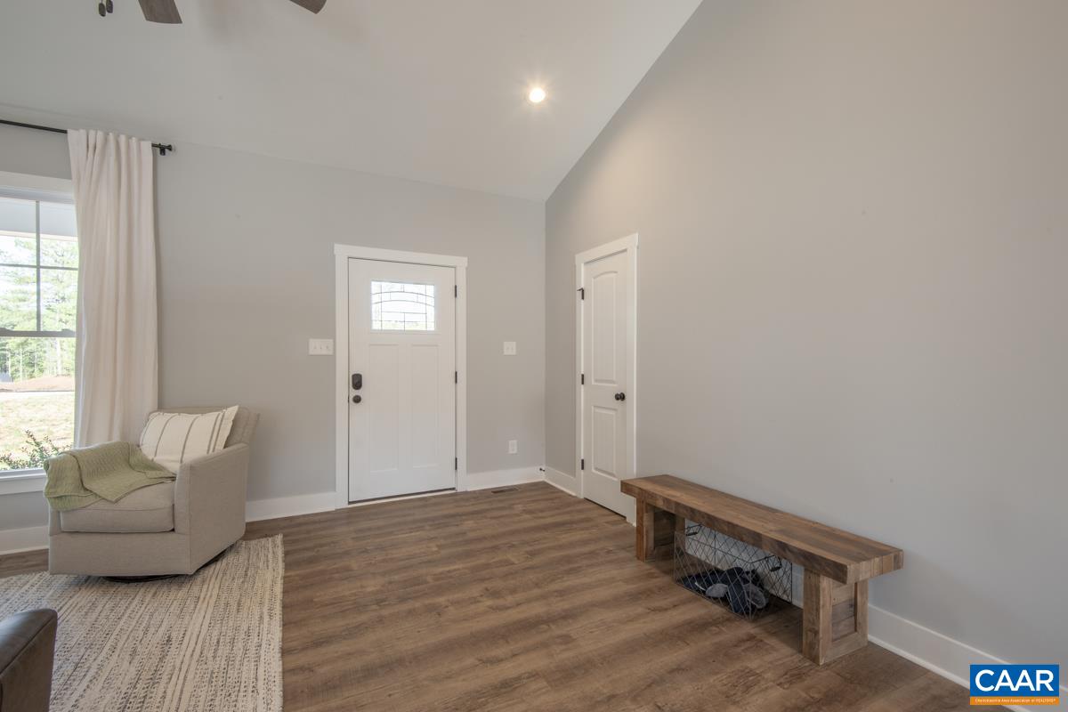 52 FOREST RIDGE LN