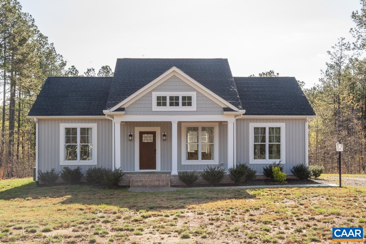 52 FOREST RIDGE LN