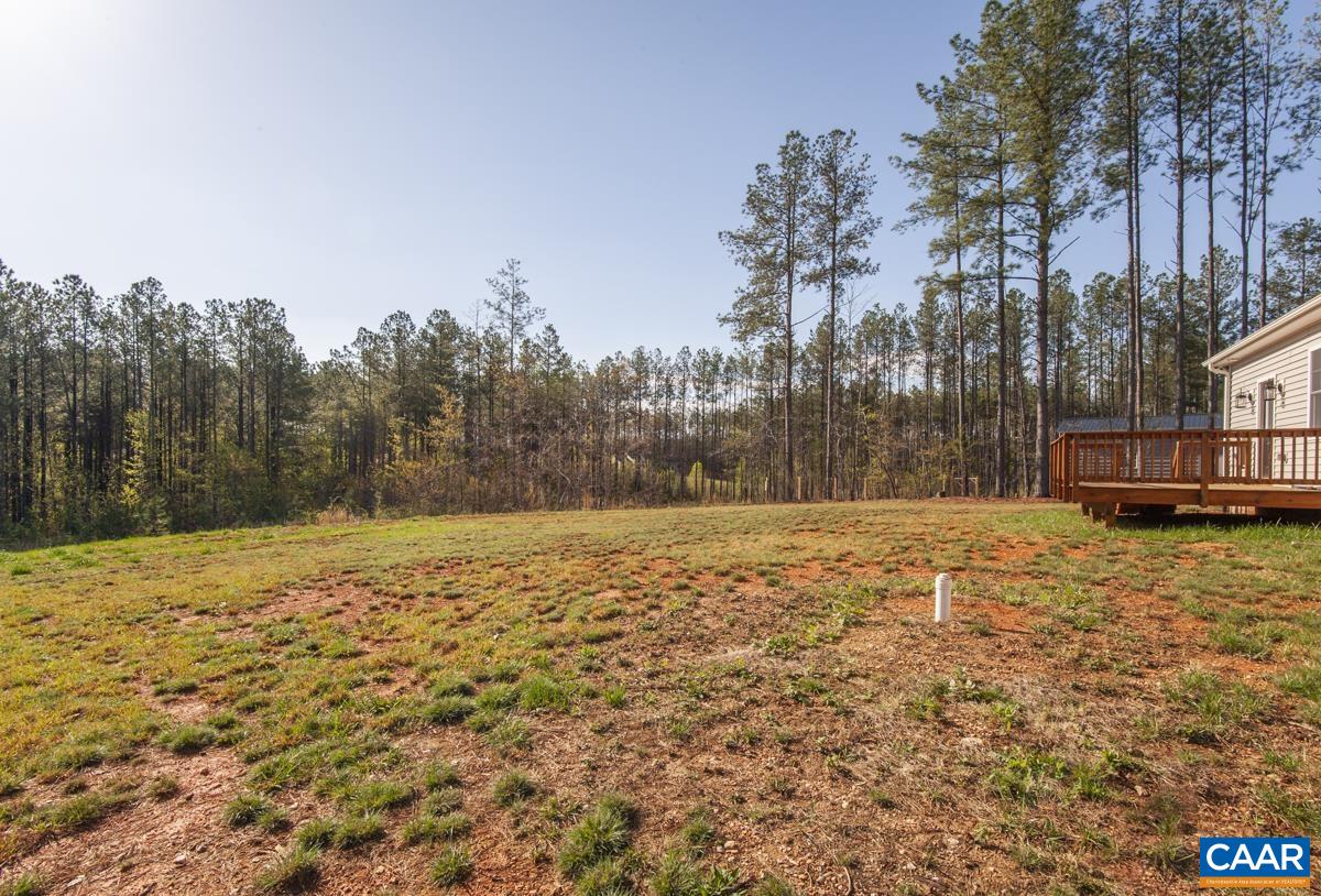 52 FOREST RIDGE LN