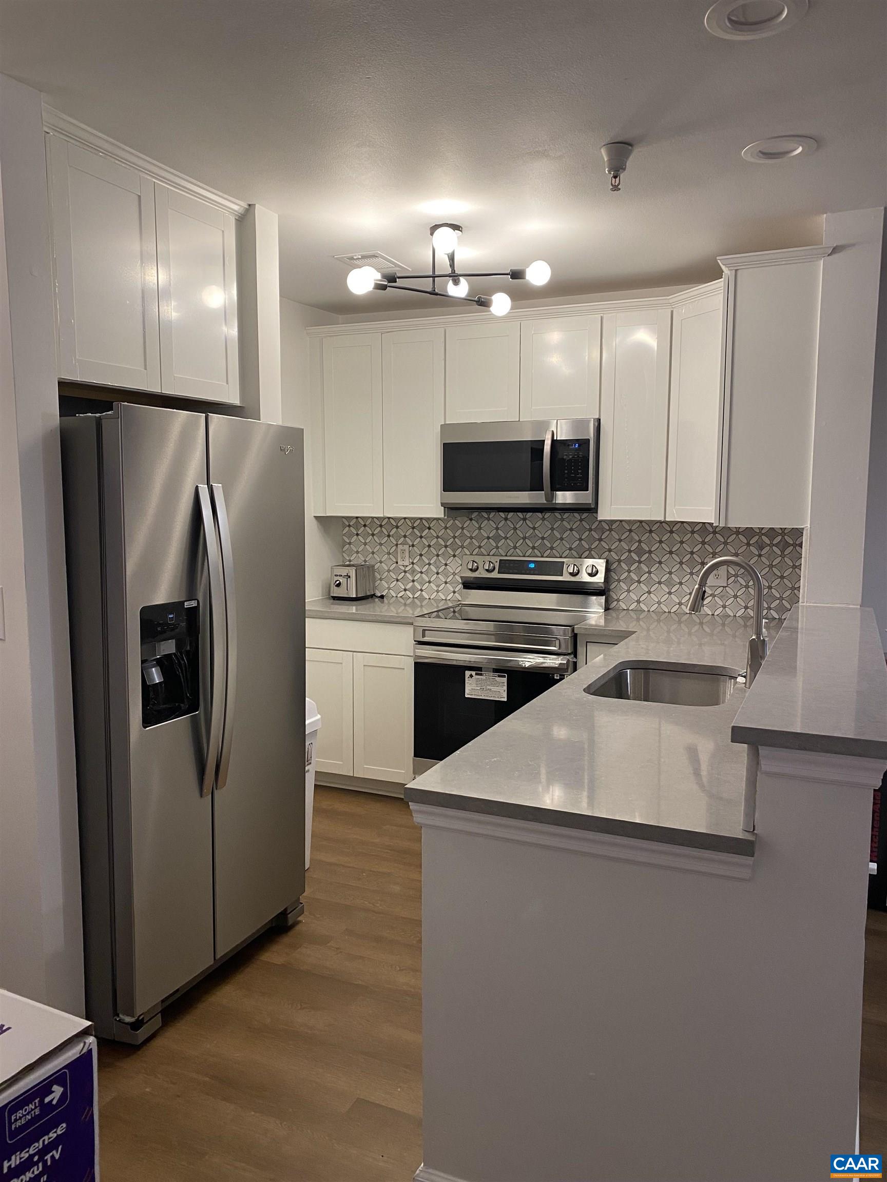 175 YELLOWSTONE DR Unit: 101