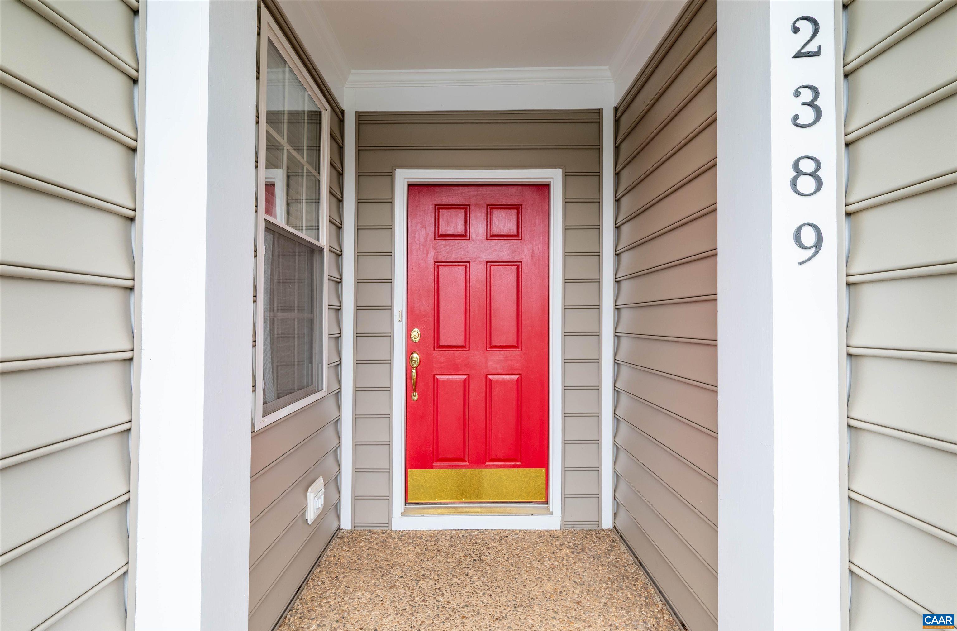 2389 RAVENSWOOD CT