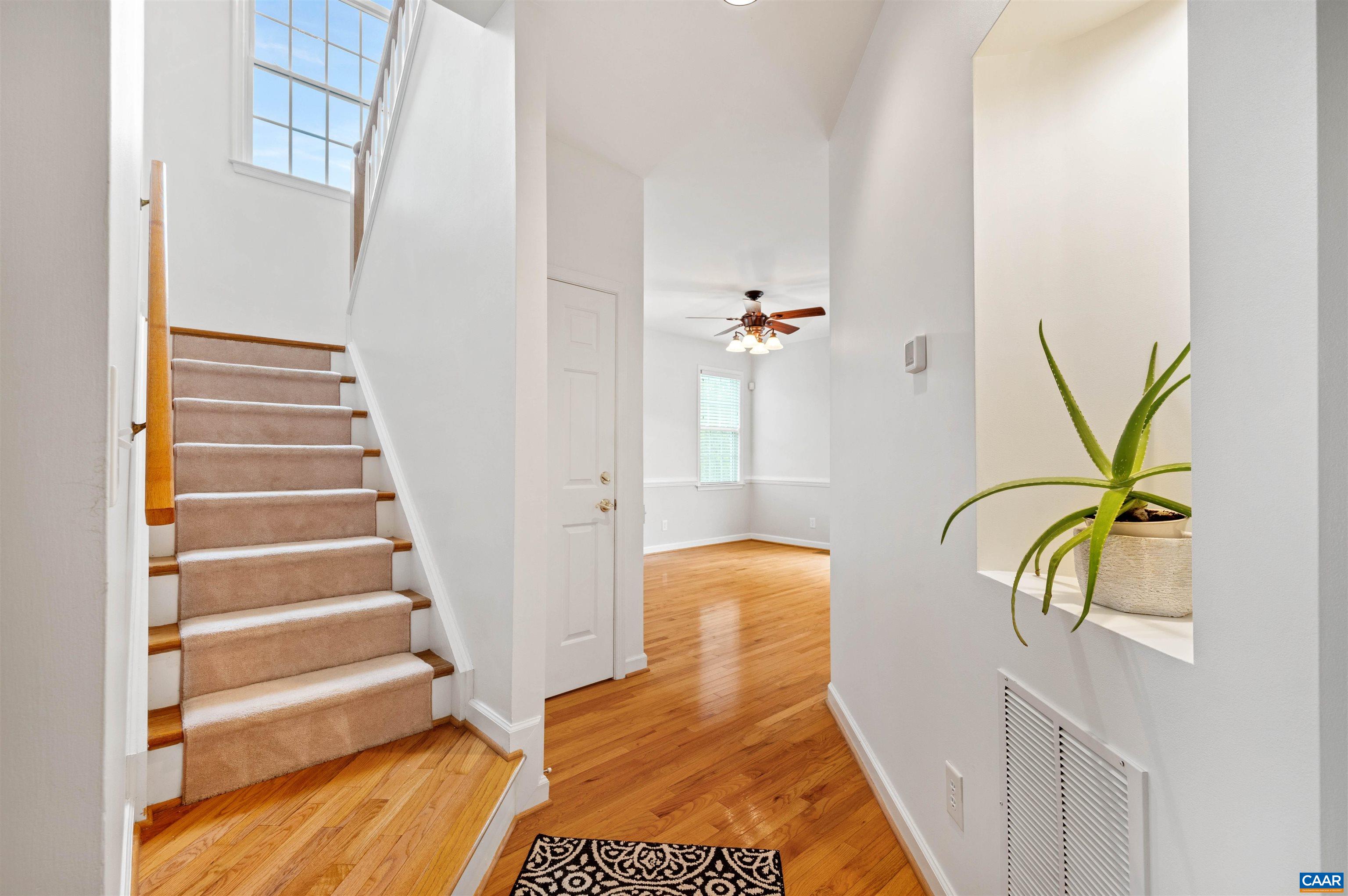 2389 RAVENSWOOD CT